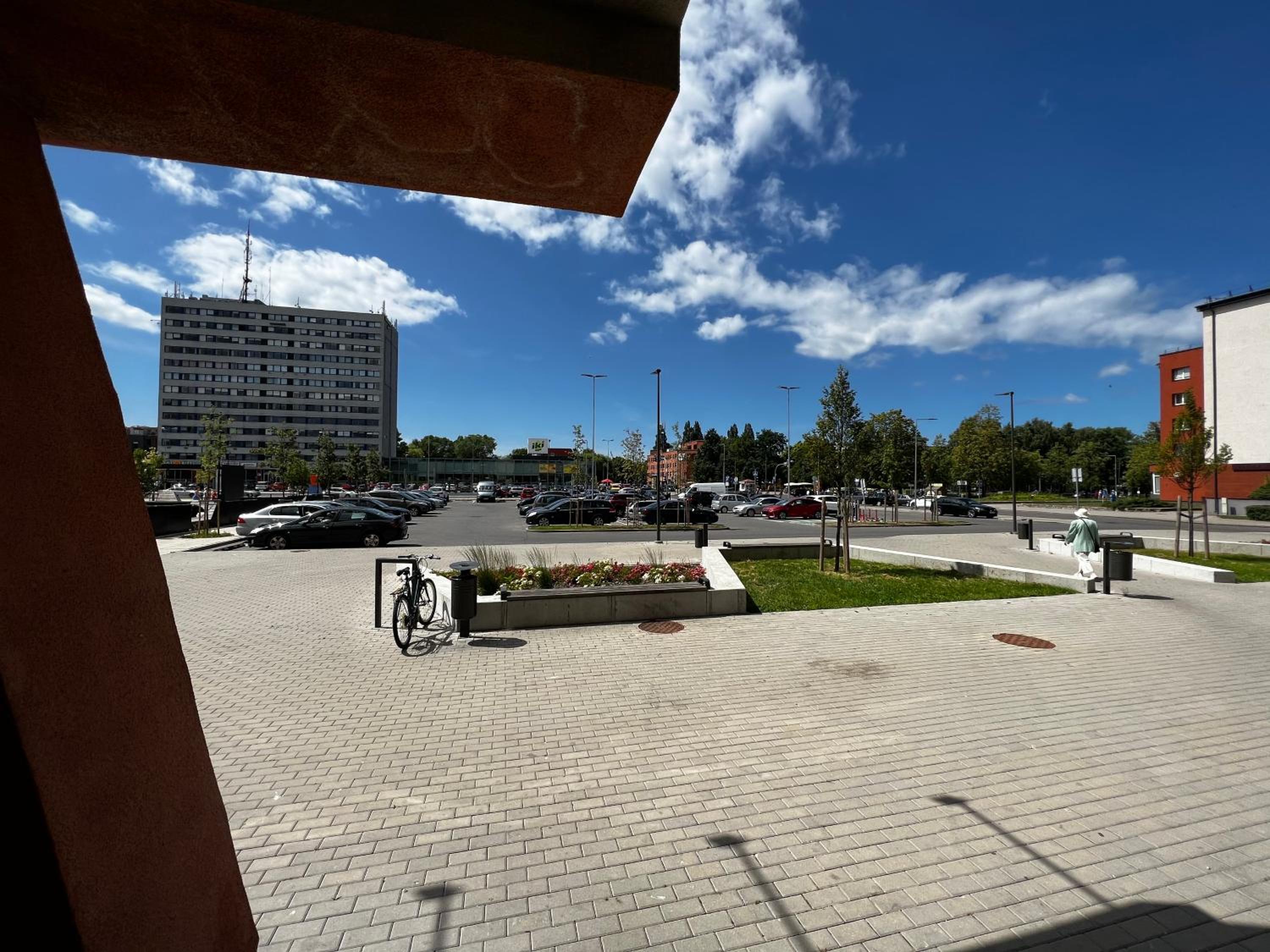 Small Studio Apartament near City Center - self check in view 3