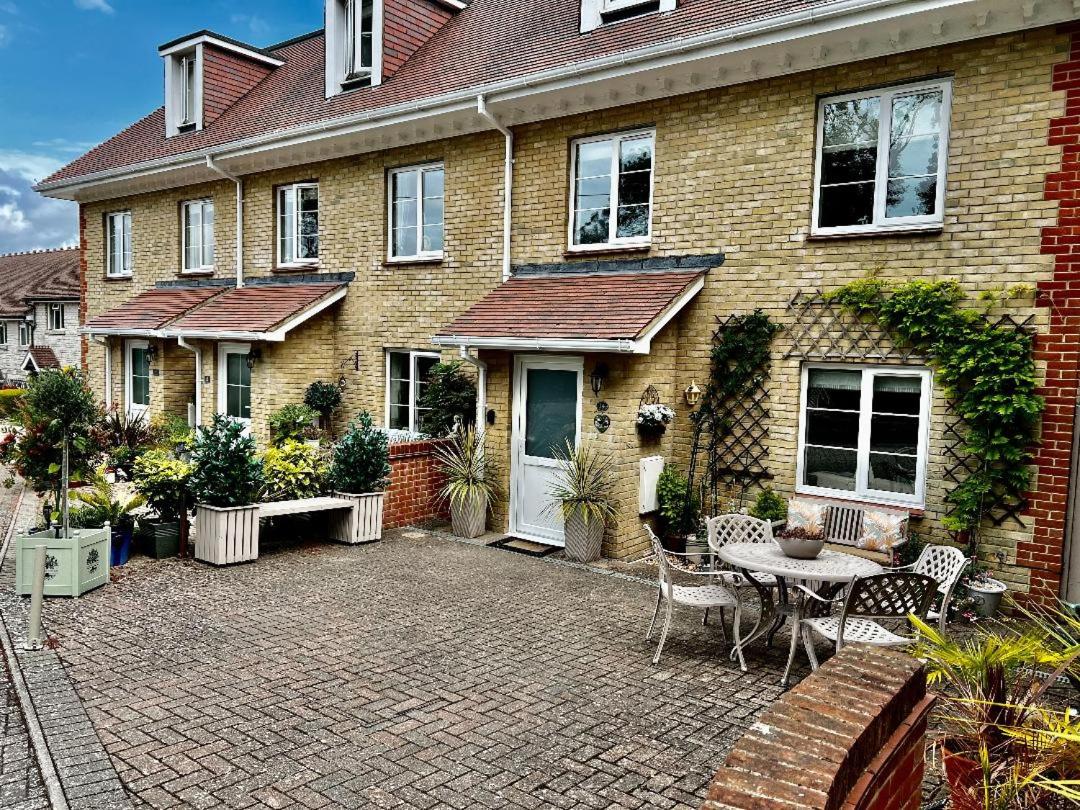 Chestnut Cottage, Shanklin Rural Retreat view 2