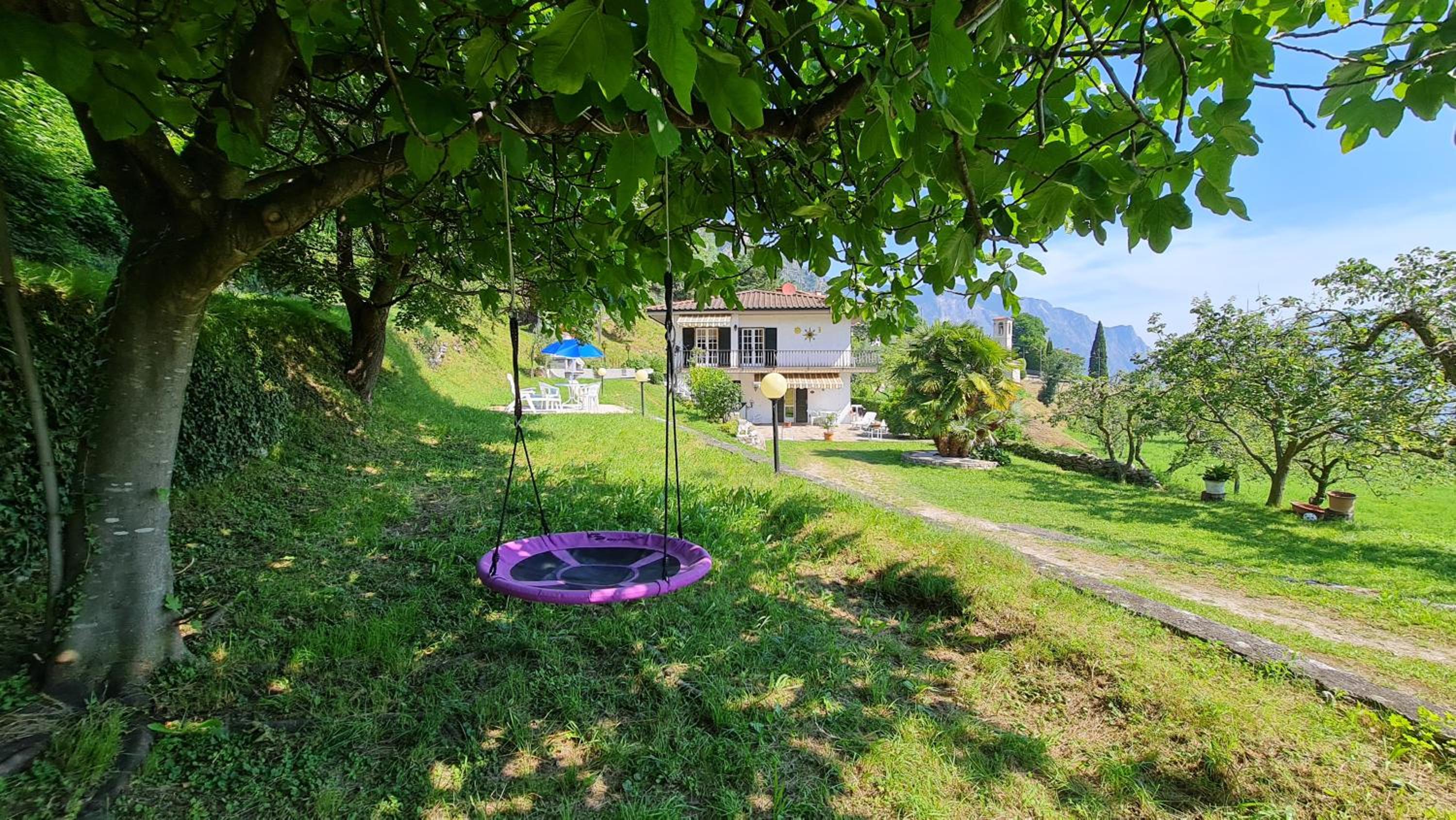 Country House Casa Marisa Garden and Lake view By Garda Domus Mea view 2