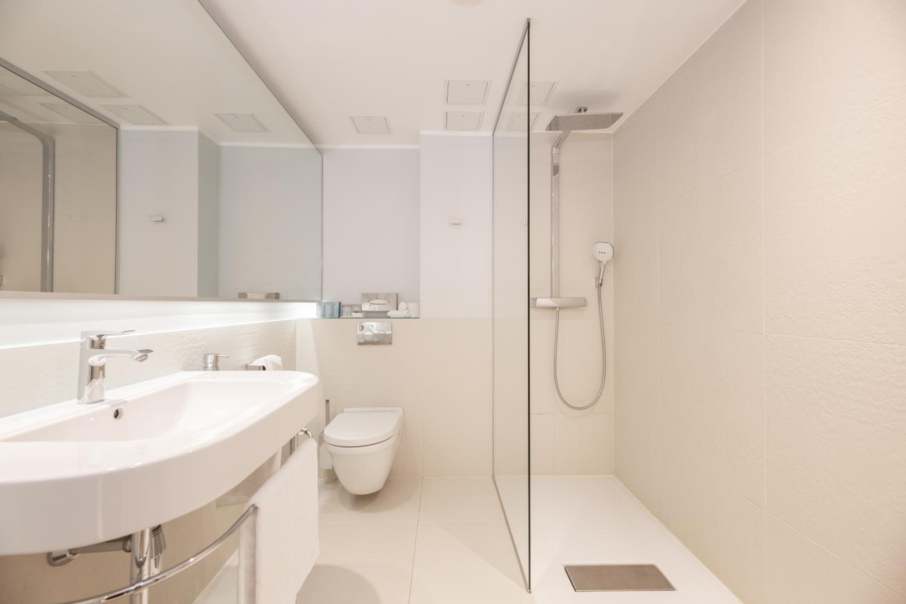 Tallinn Vacations - Hotel L'Ermitage - Property Image 45