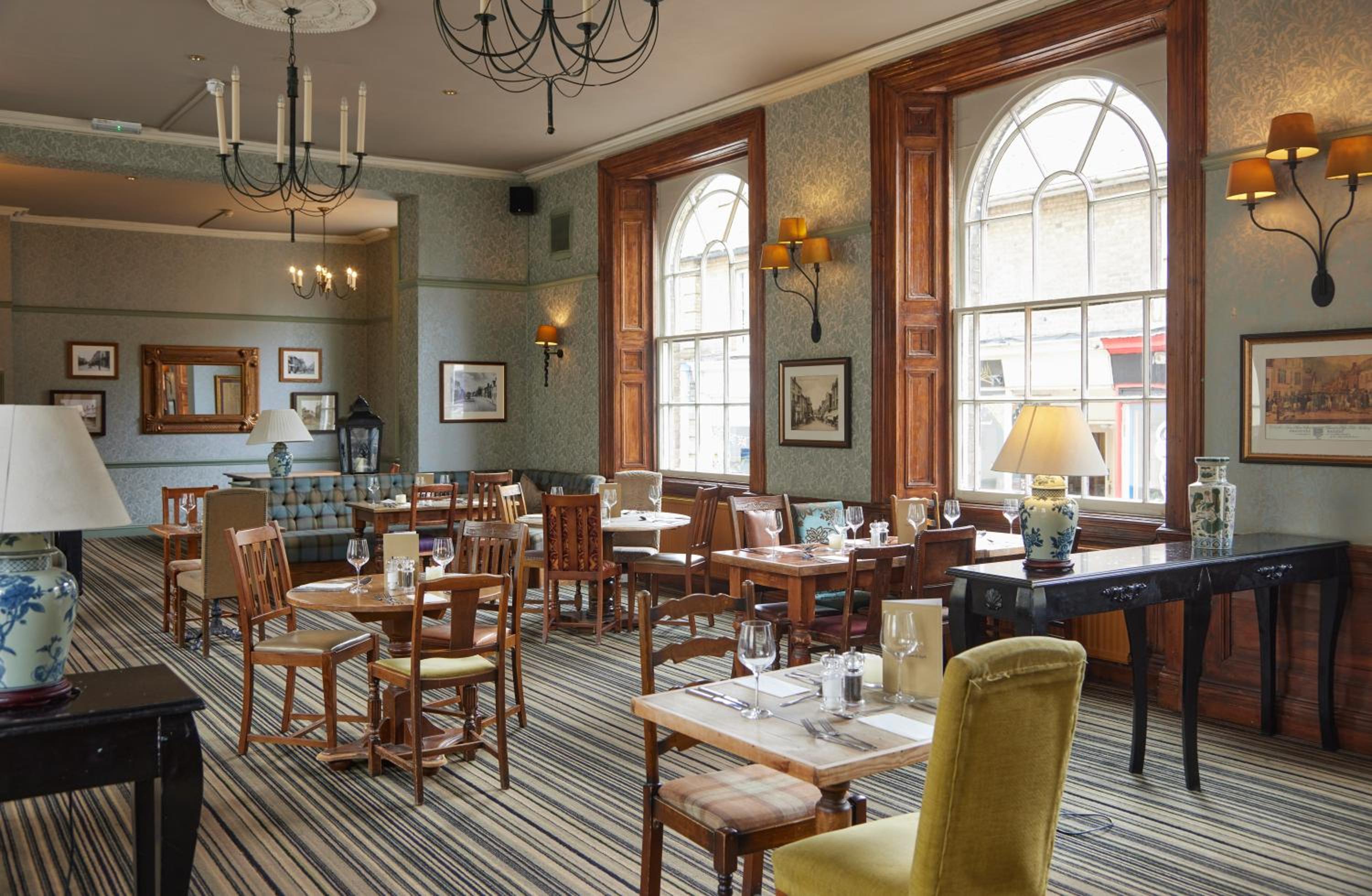 White Hart Hotel by Greene King Inns