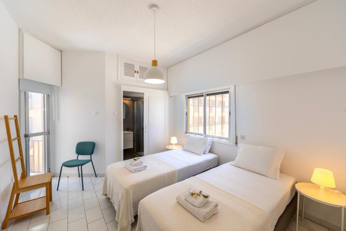 Protaras Vacations - Protaras O2 Seaview Suite - Property Image 7