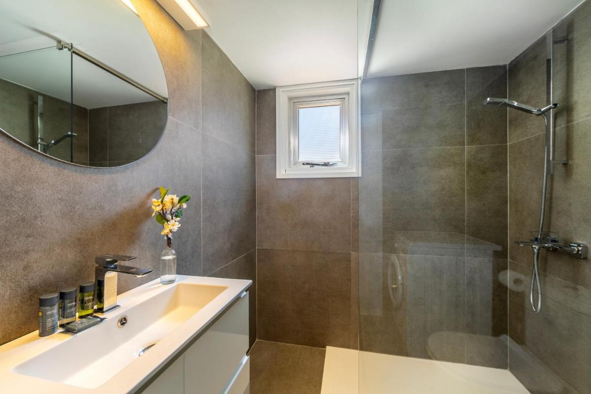 Protaras Vacations - Protaras O2 Seaview Suite - Property Image 3