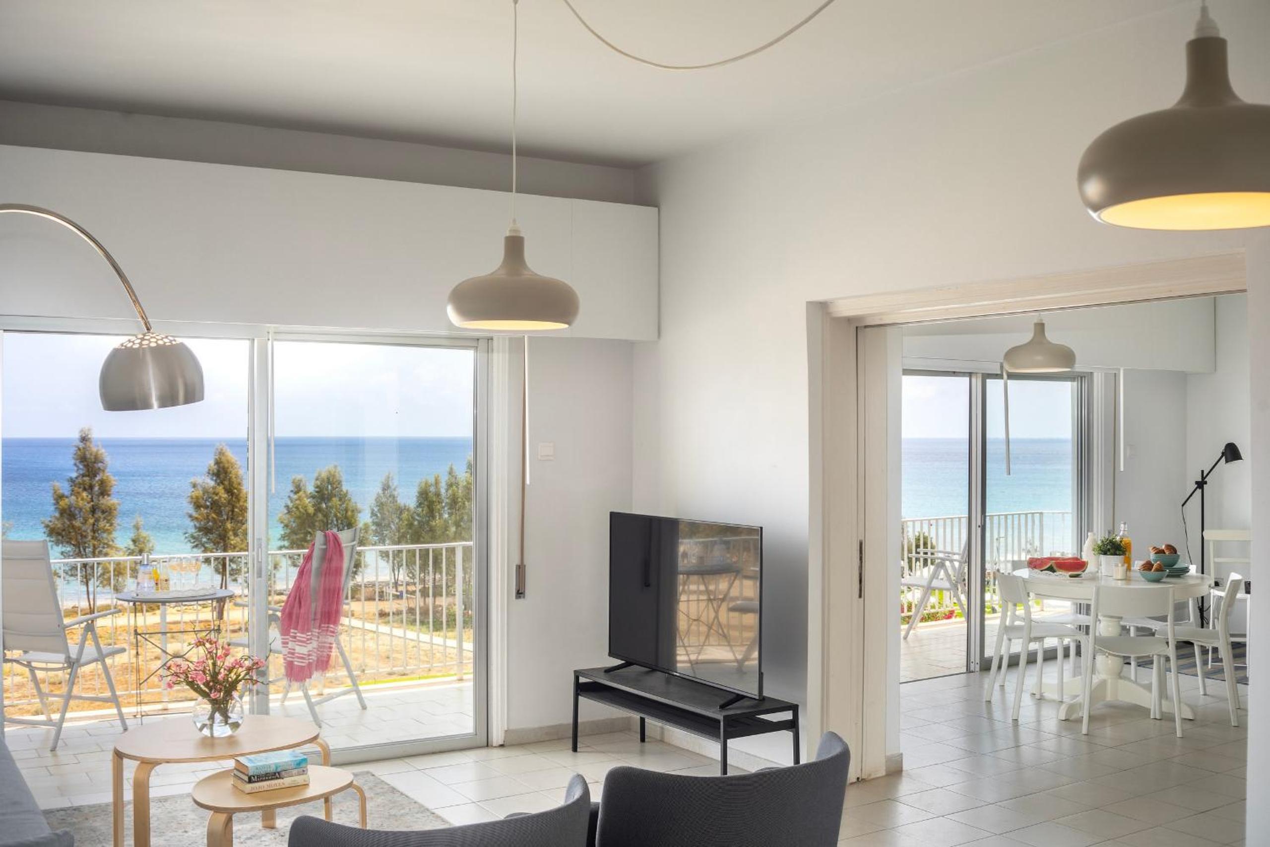 Protaras H2O Seafront Suite
