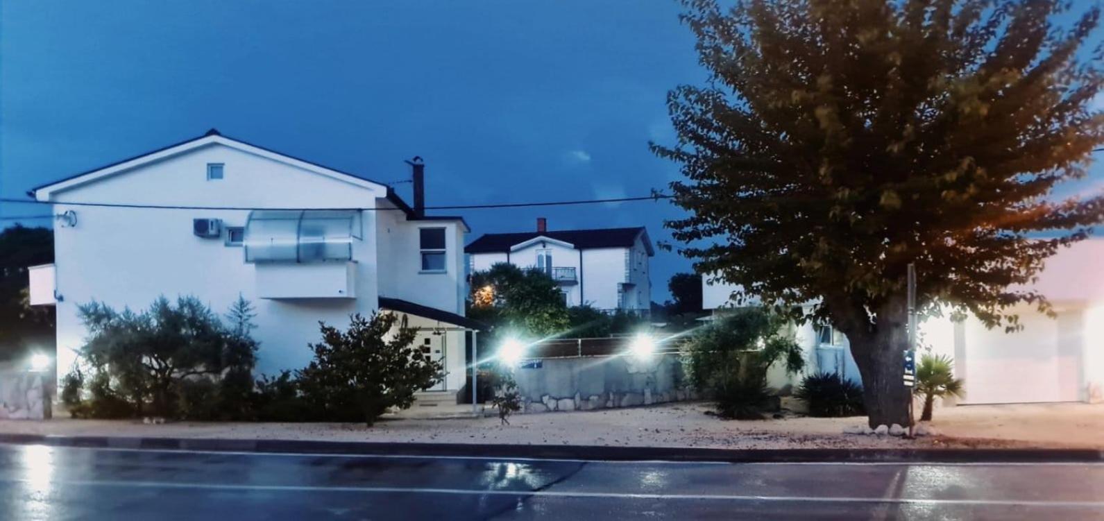 Estate - Villa Discovery