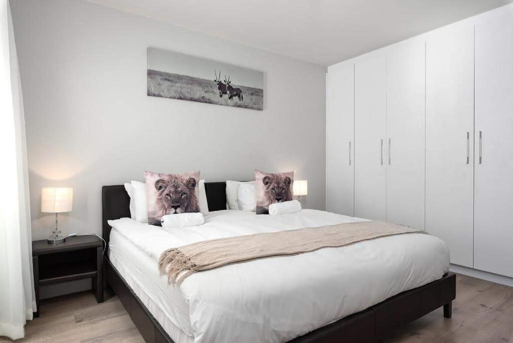 Greenwich 2 Bedroom apartment in De Waterkant