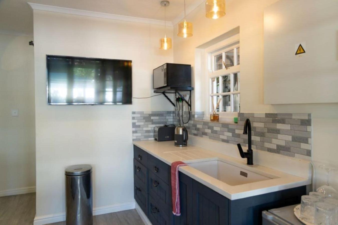 Mitre's Edge Orchard Suite