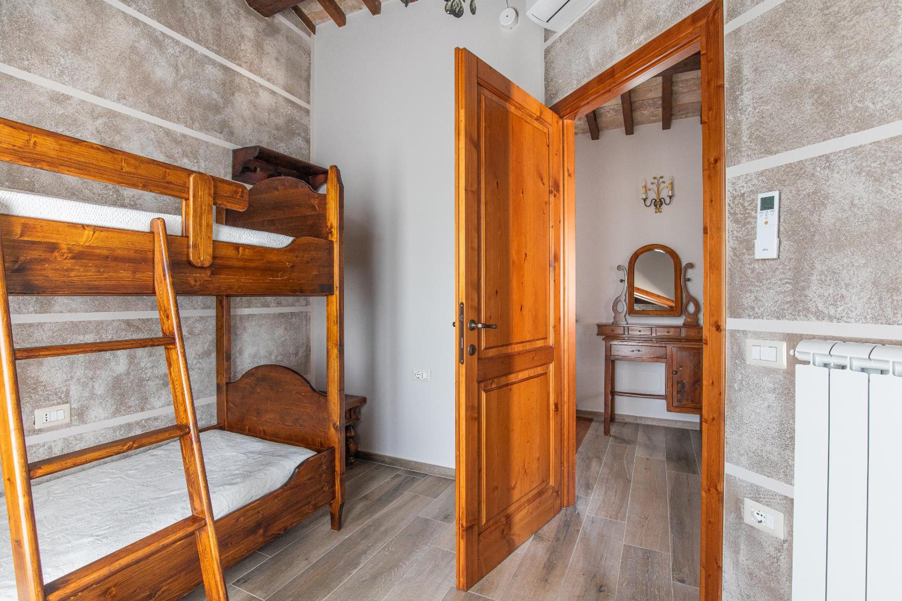 Fienile Cipresso, art of living Tuscany