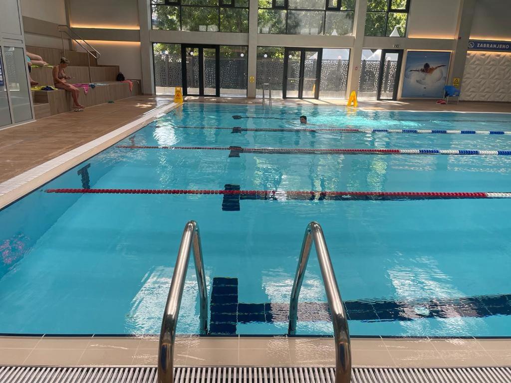 luxury Pool Apartment Jagodina