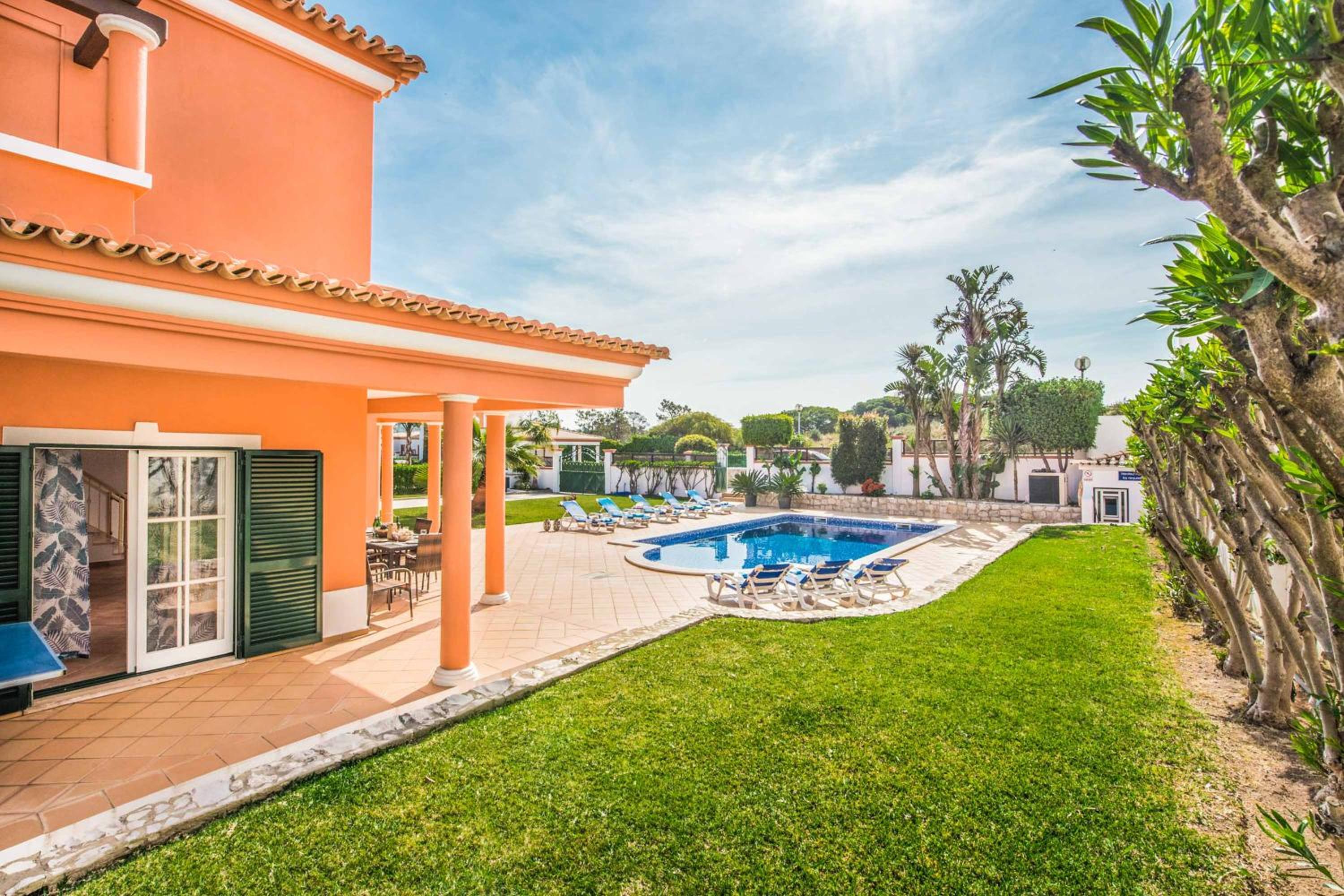 Villa Luis