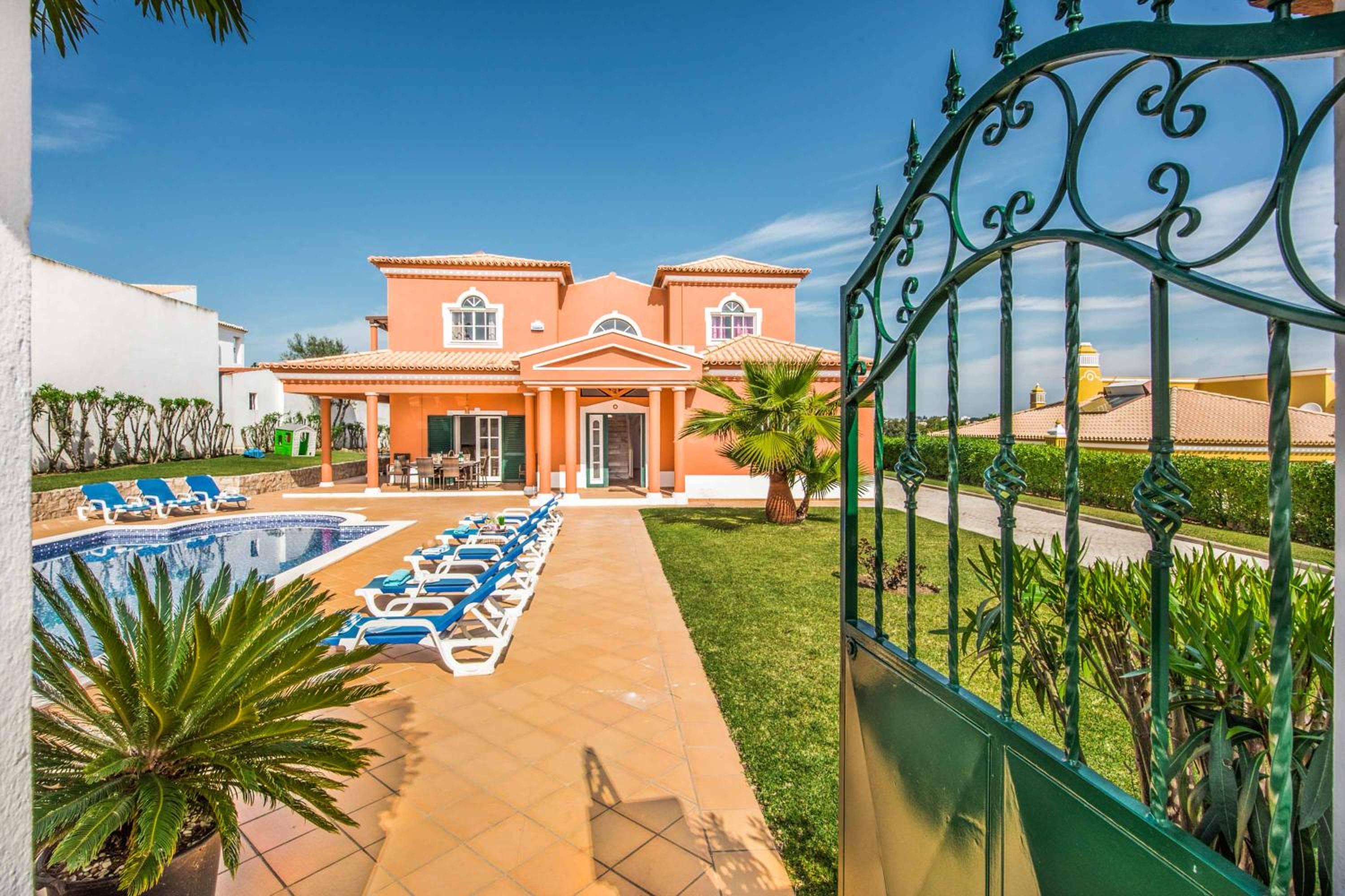 Villa Luis
