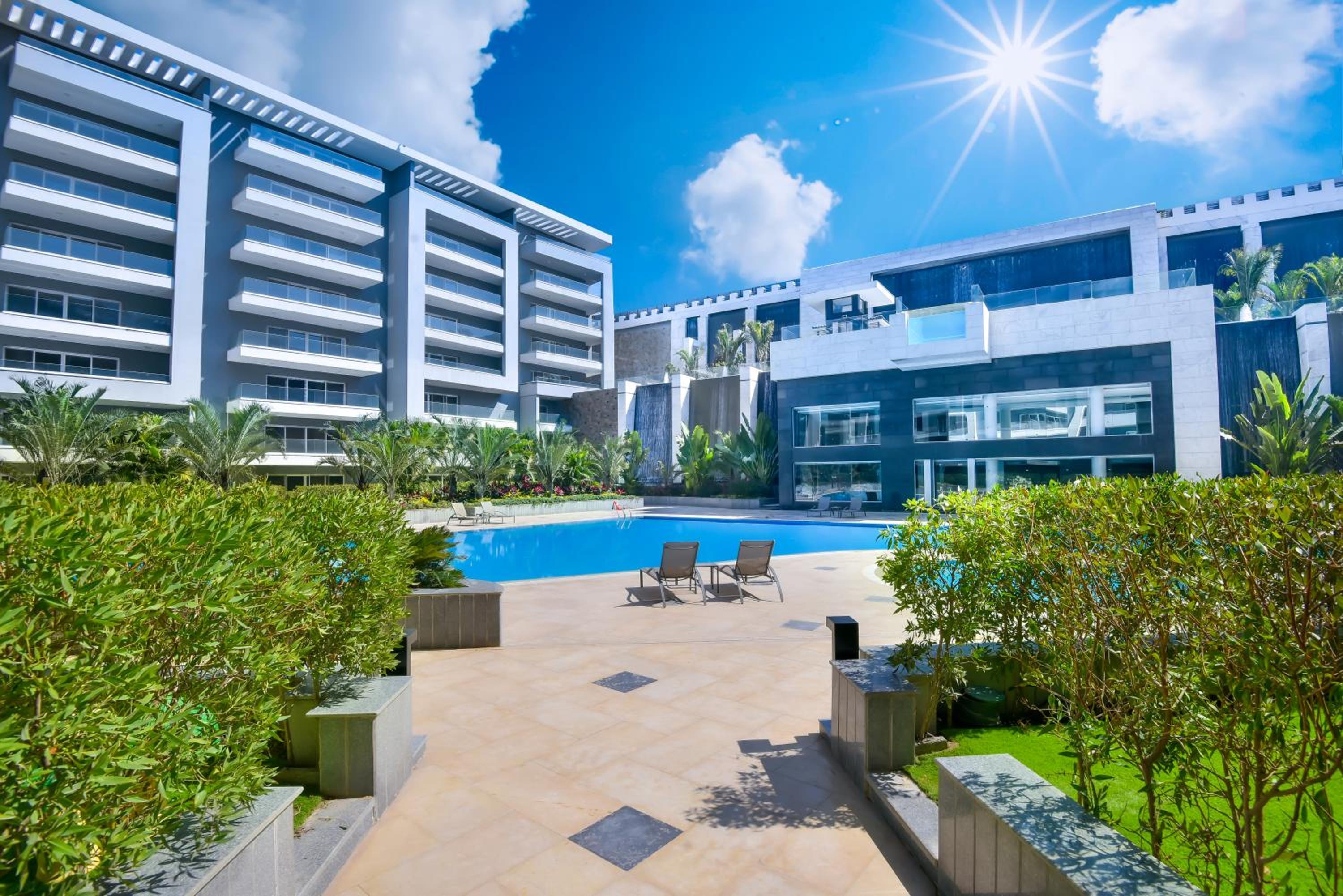 Ocean Blue Apartments