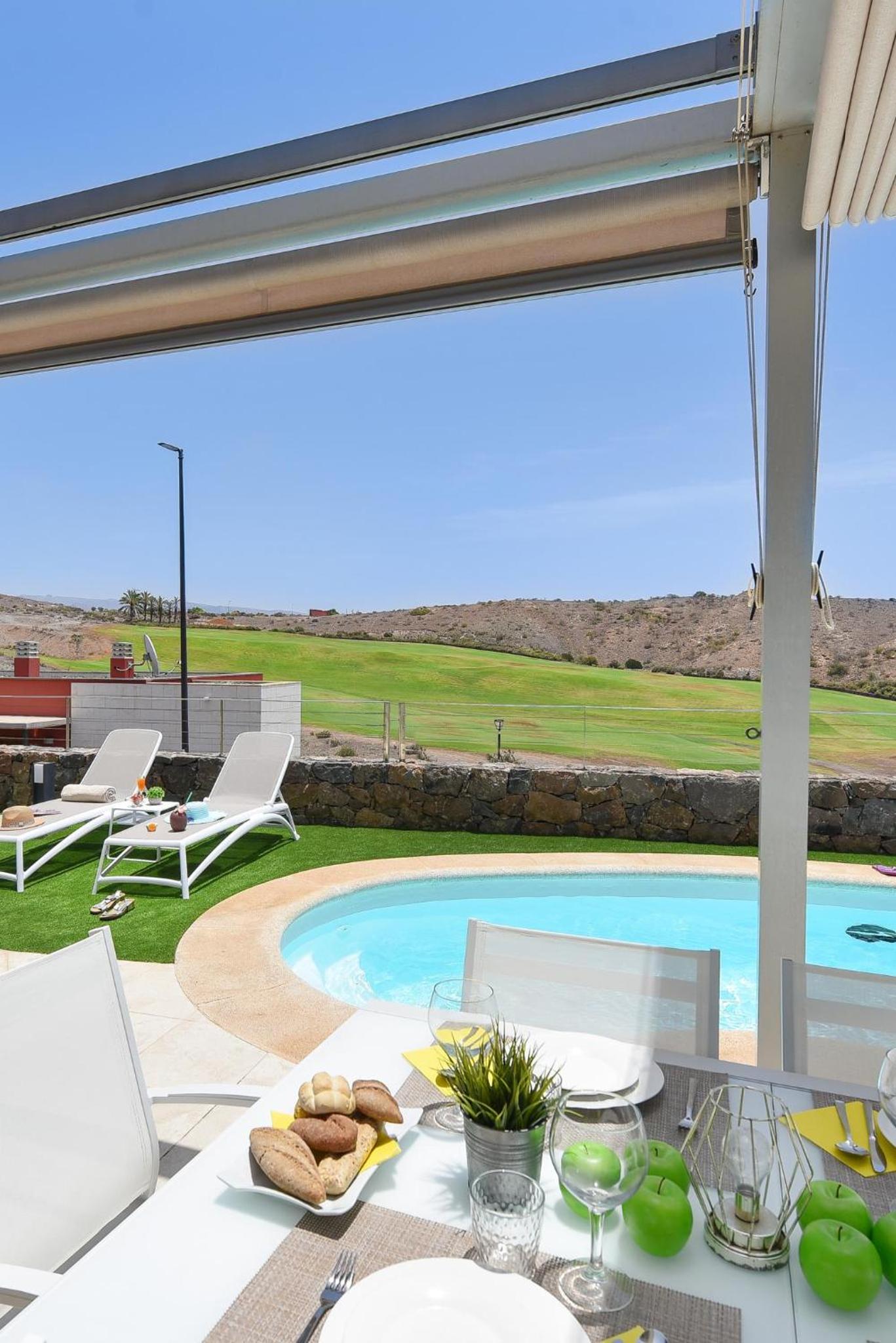 Vista Golf 10 by VillaGranCanaria view 5