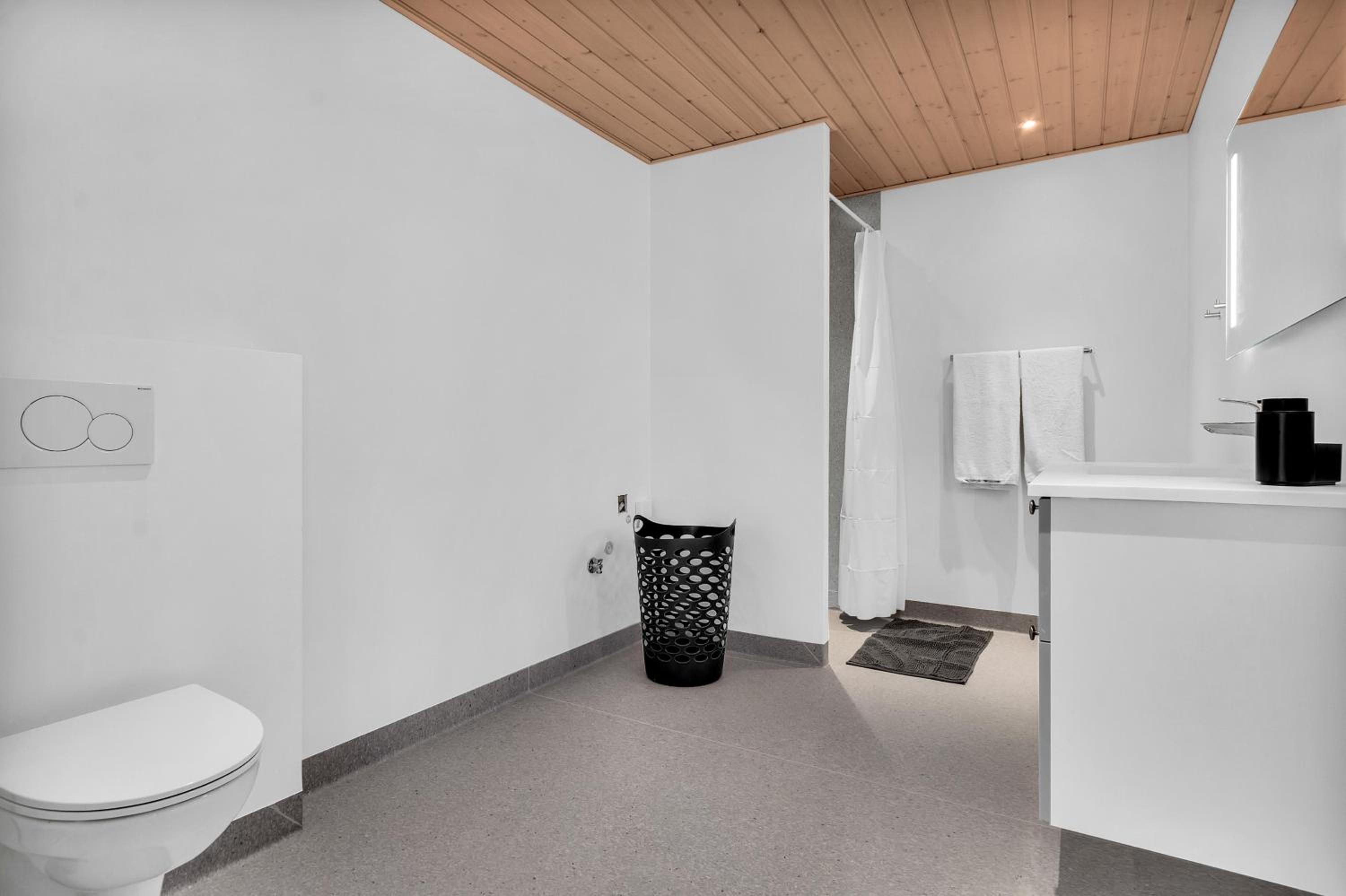 Awesome Home In Lkken With 3 Bedrooms view 3