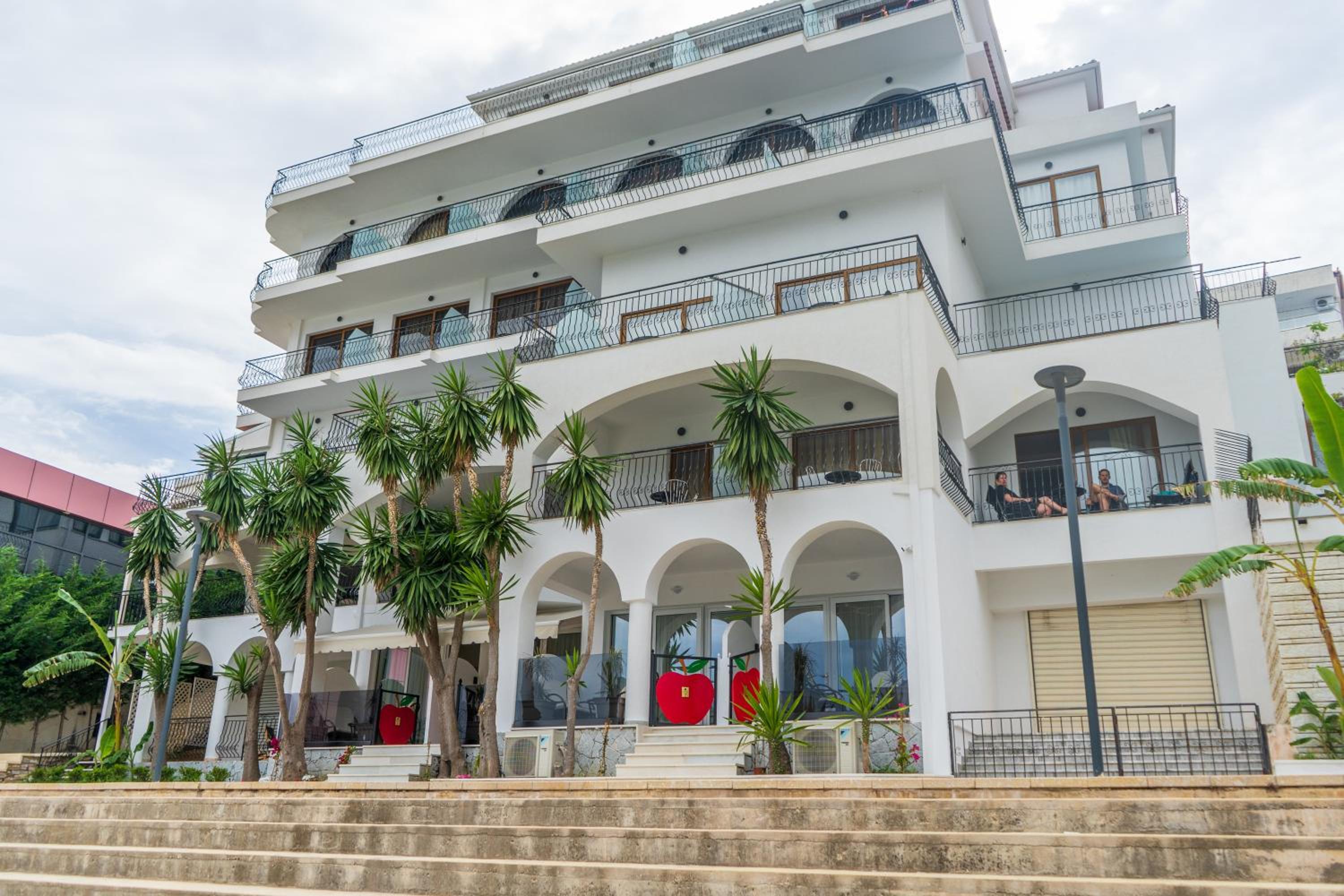 Adam & Eve Suites