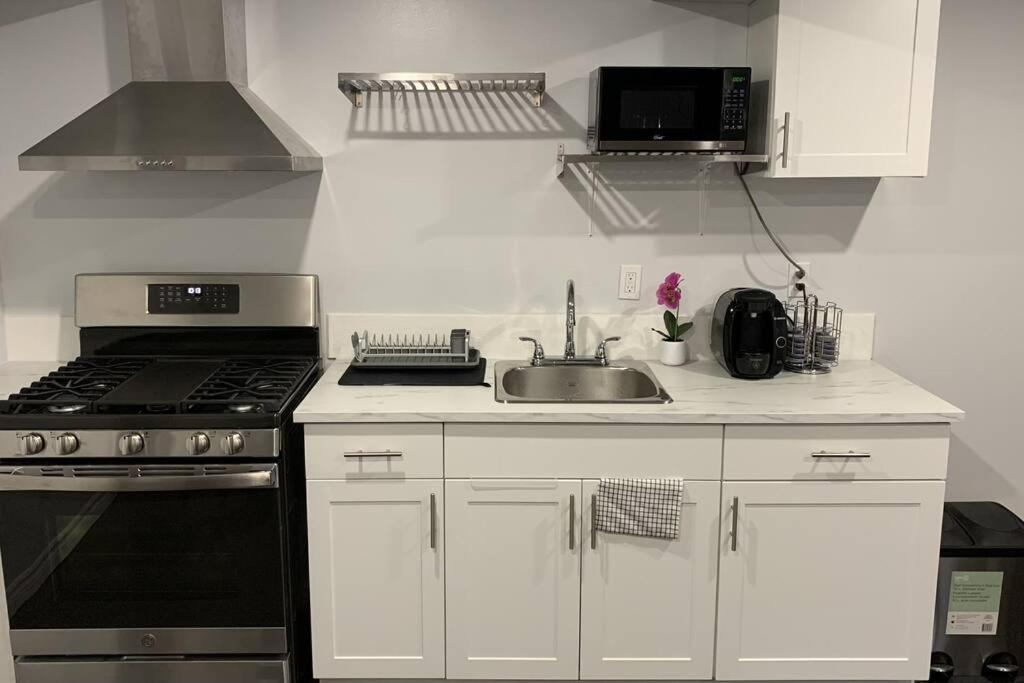 *Cozy, newly renovated, fully equipped*