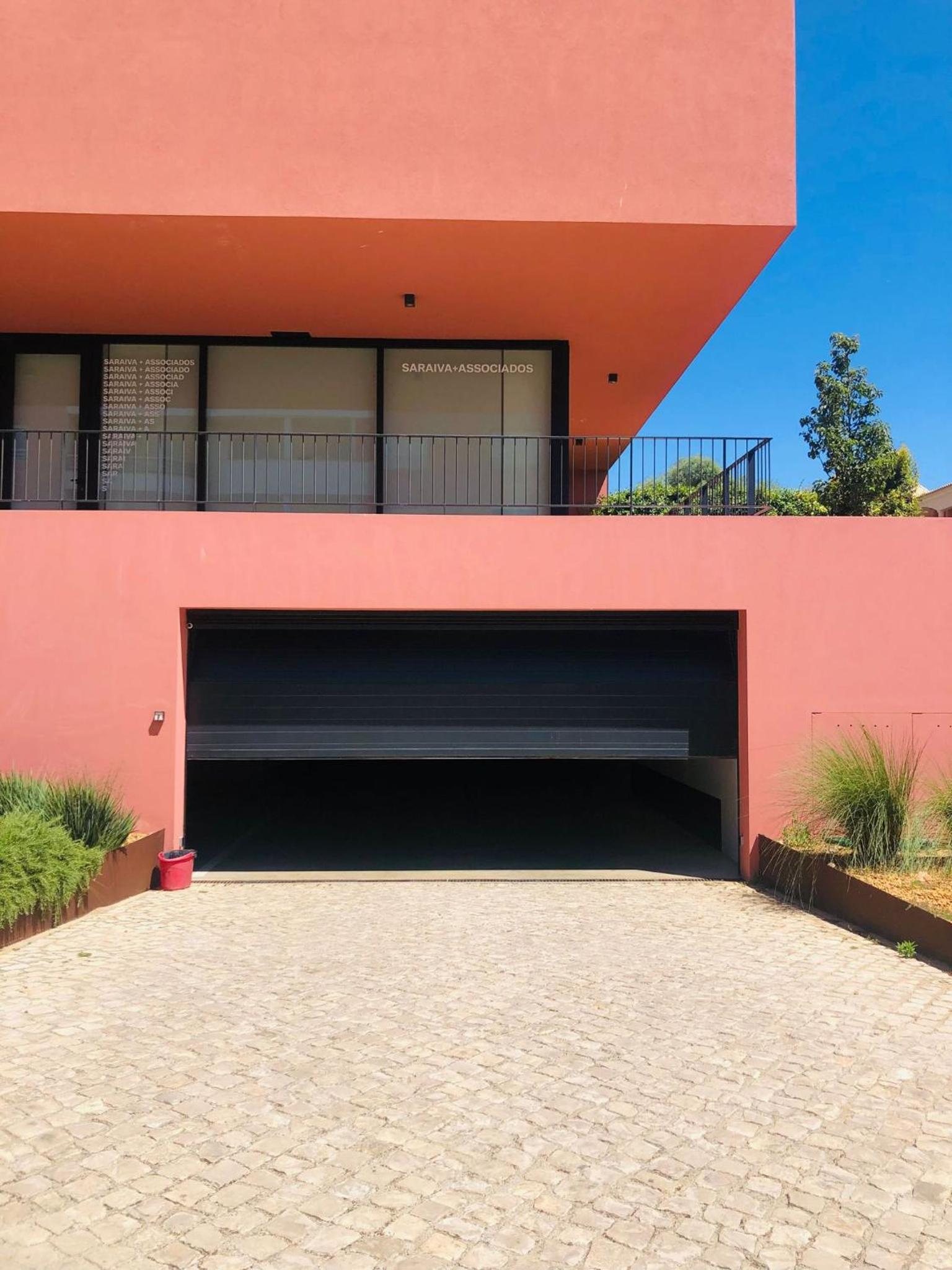 Unique Luxury Condo in Vilamoura view 4