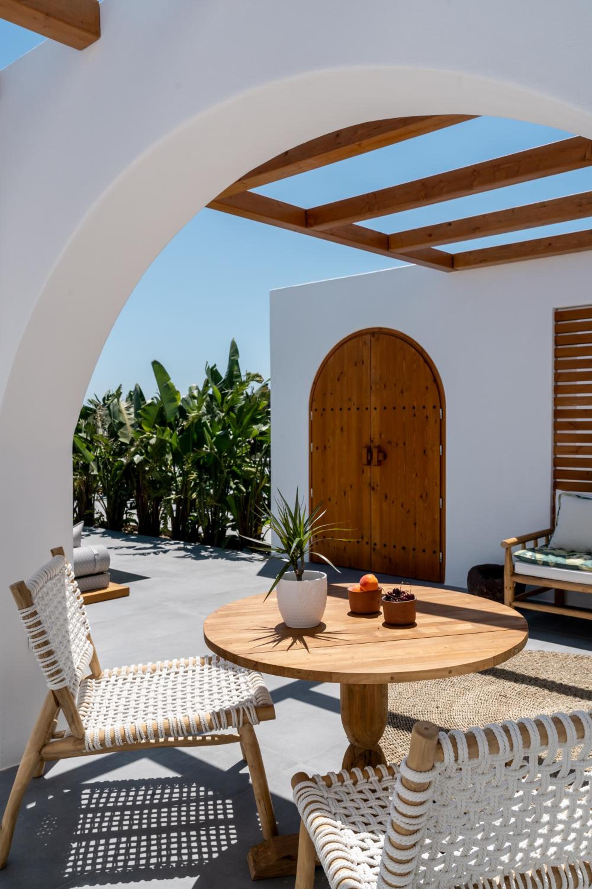 Numa Santorini