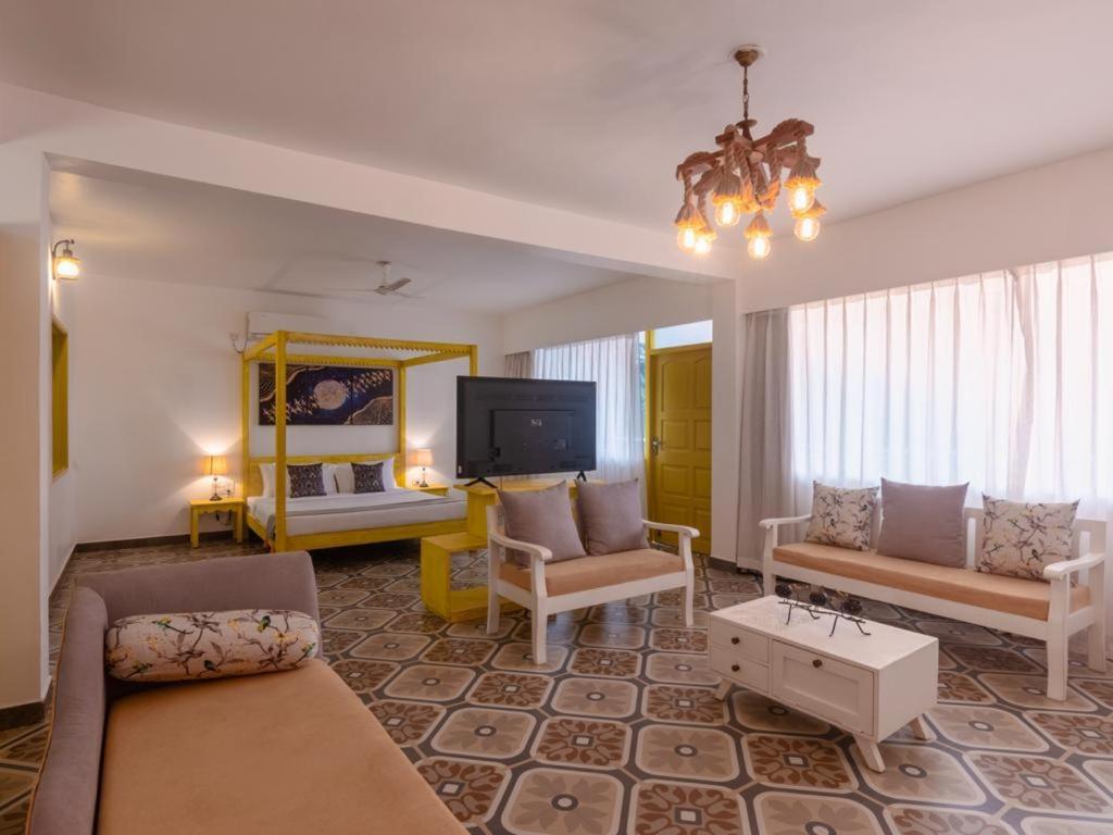 Redhomex Luna sea villa view 2