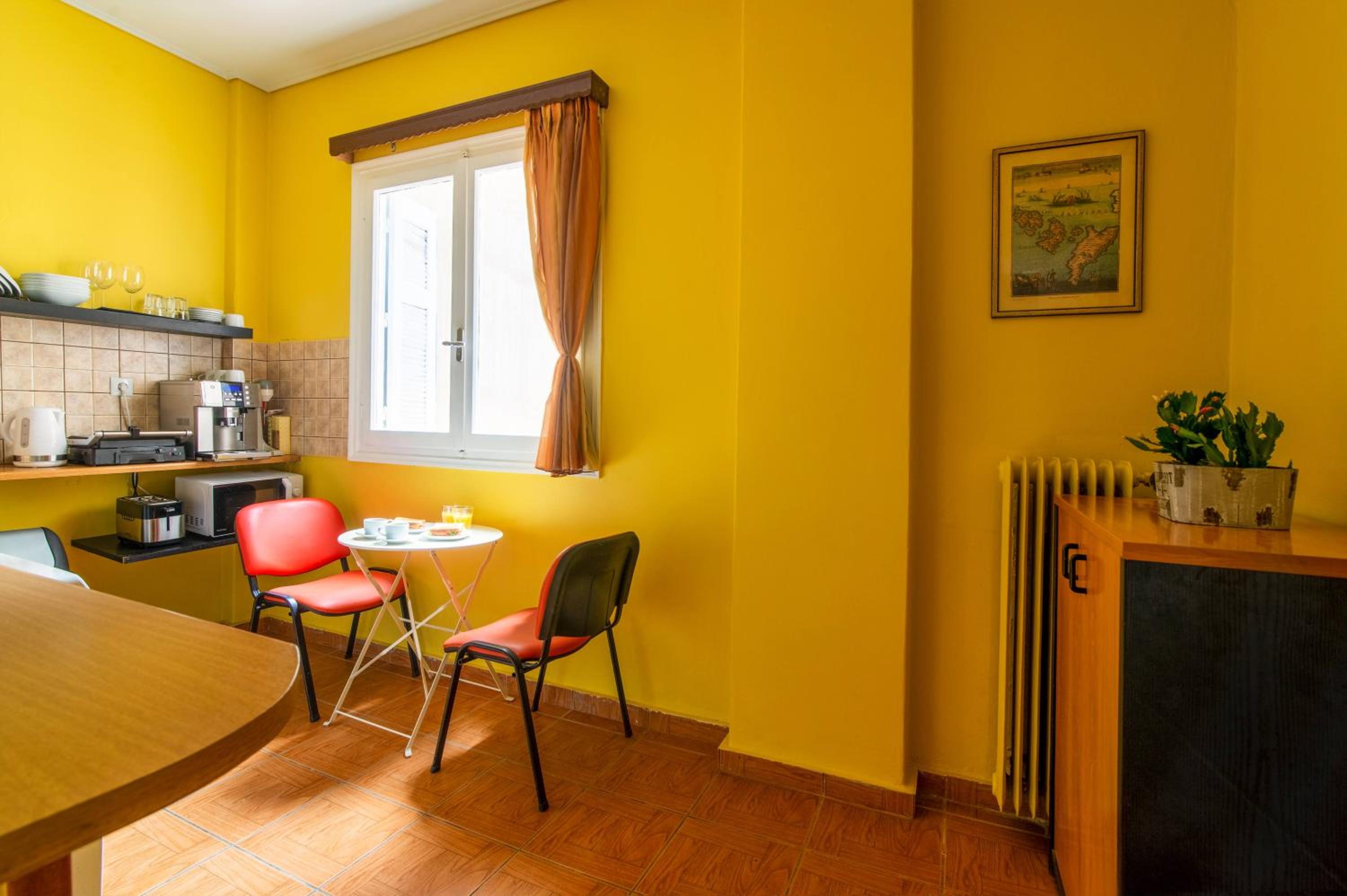 oscar city room