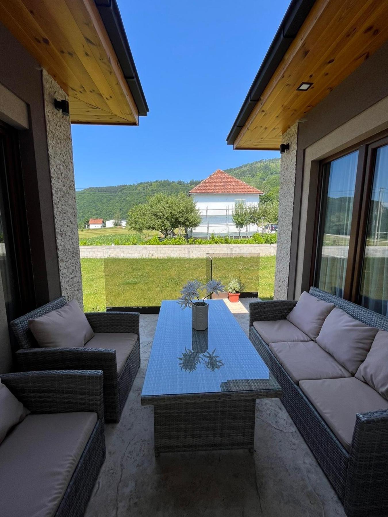 VILA VIKTORIJA