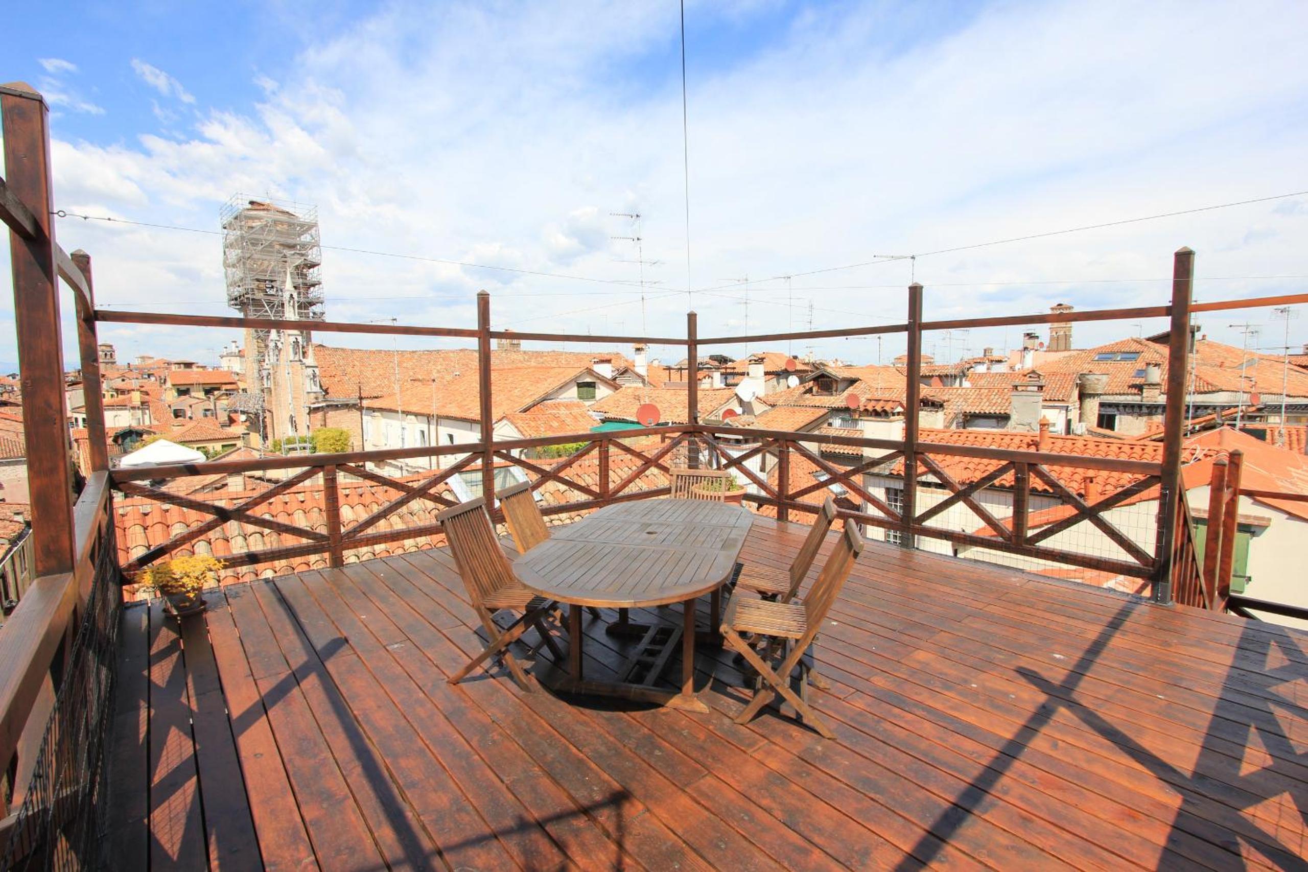 City Apartments Rialto Market