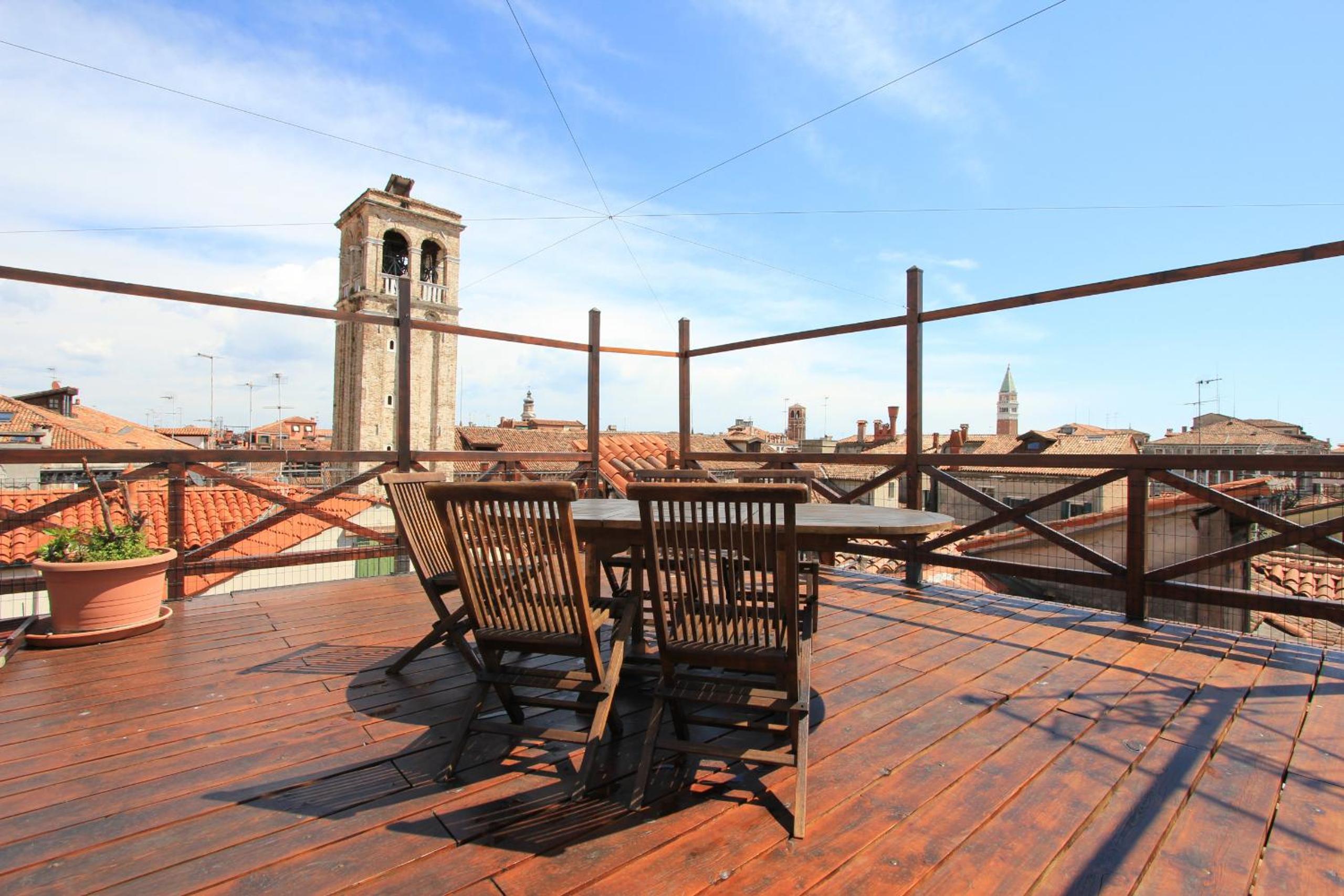 City Apartments Rialto Market