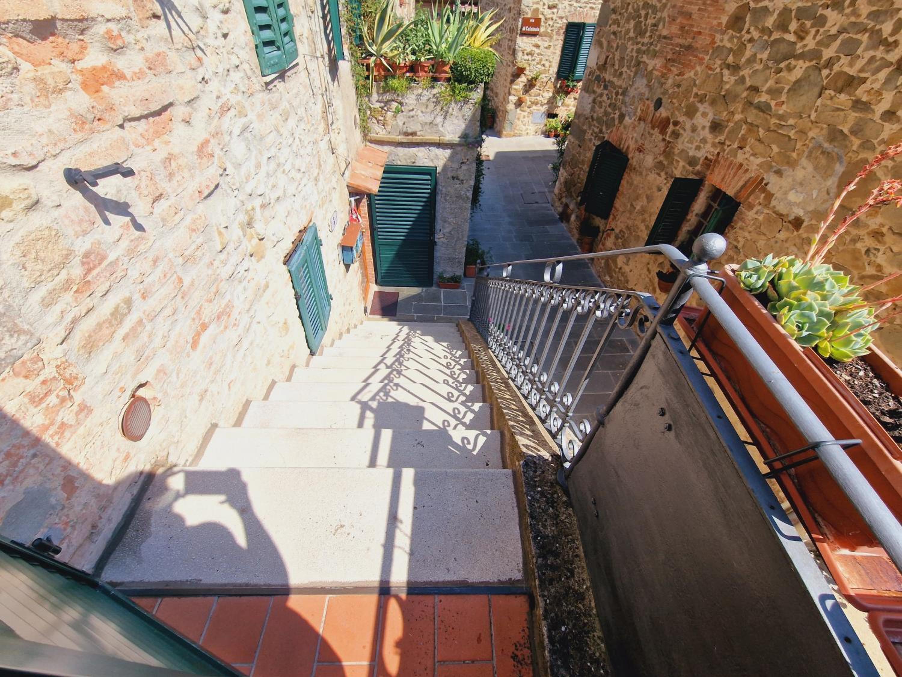 Casa in pietra view 5
