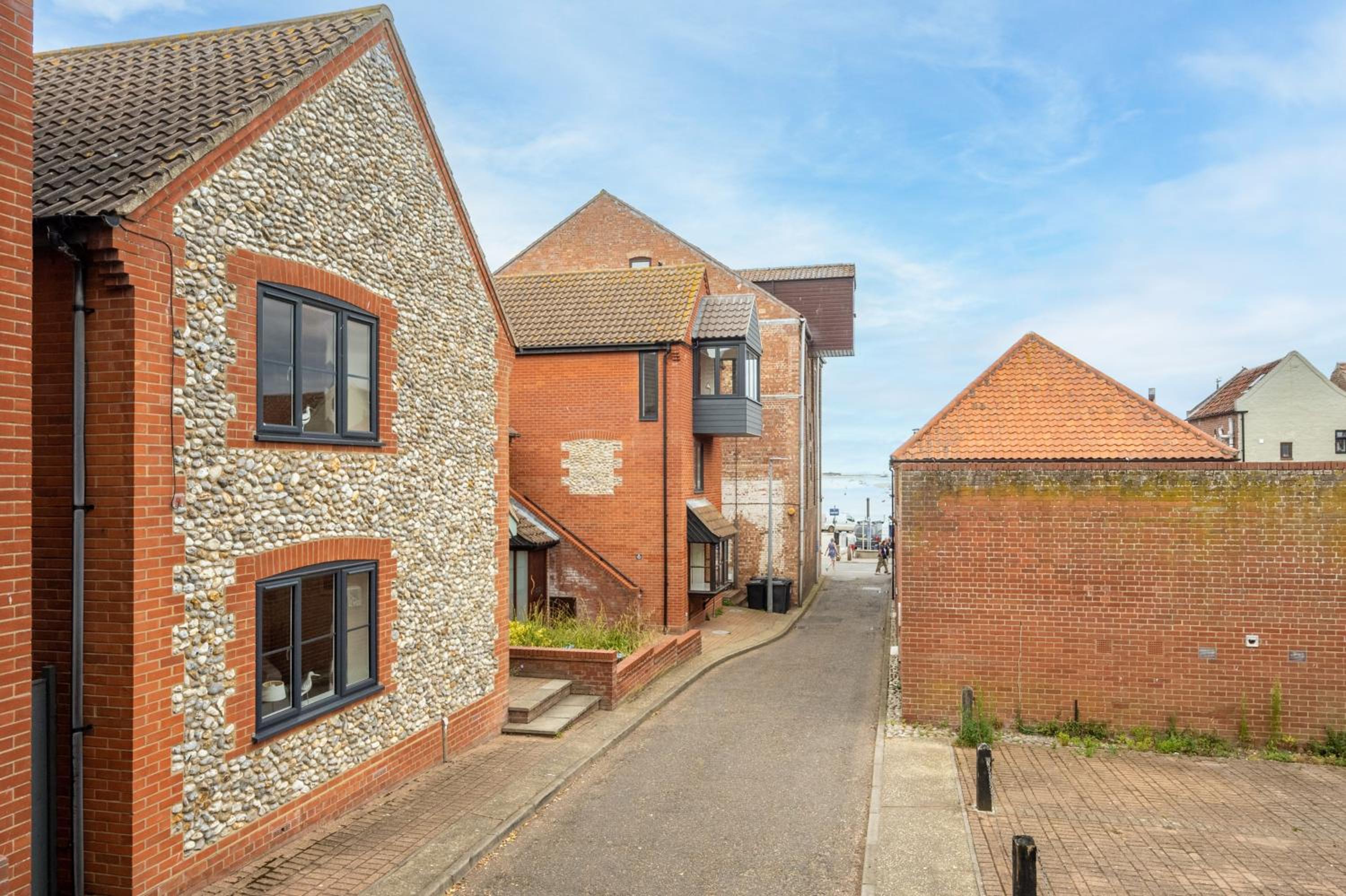 Avocet Apartment