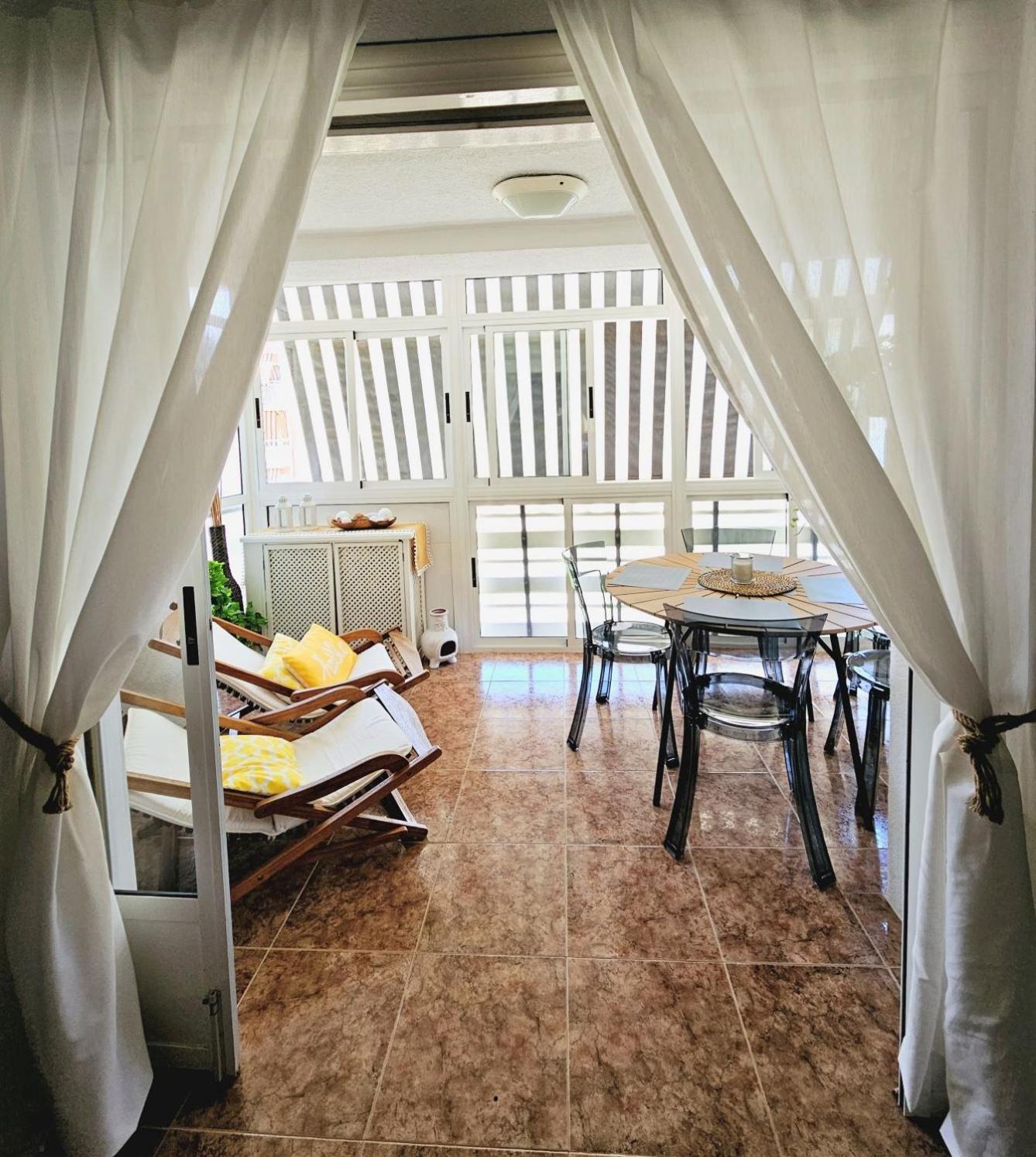 MIRADOR FAMILY HOME