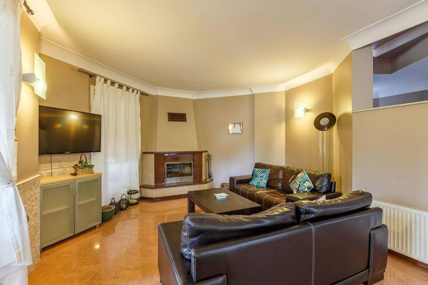 Villa Moon