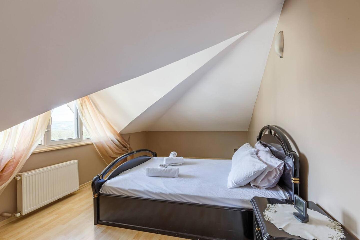 Villa Moon