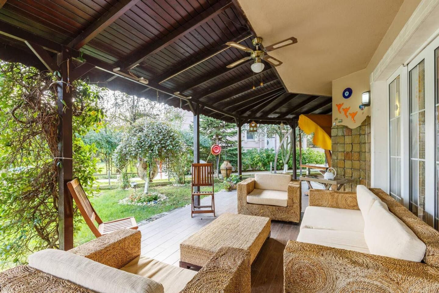 Villa Moon