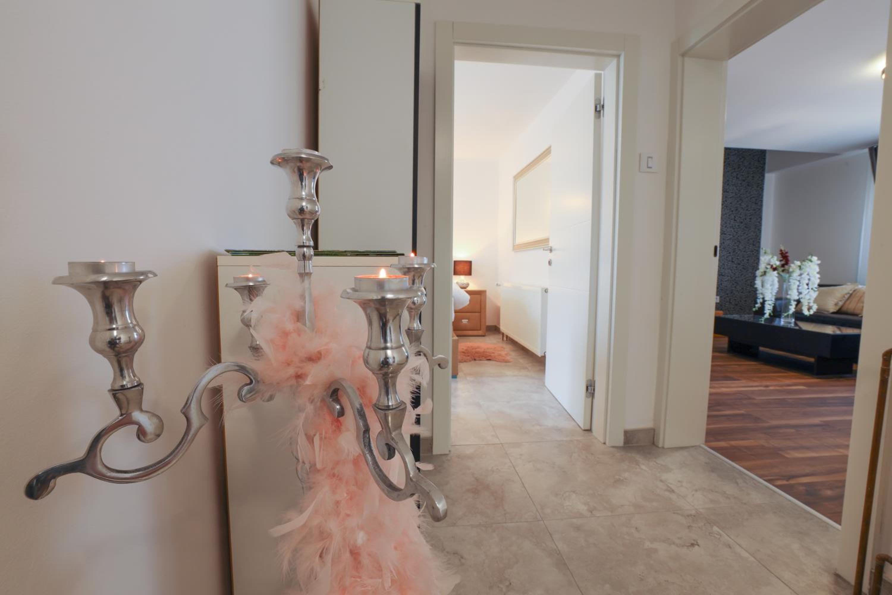 Penthouse Glam
