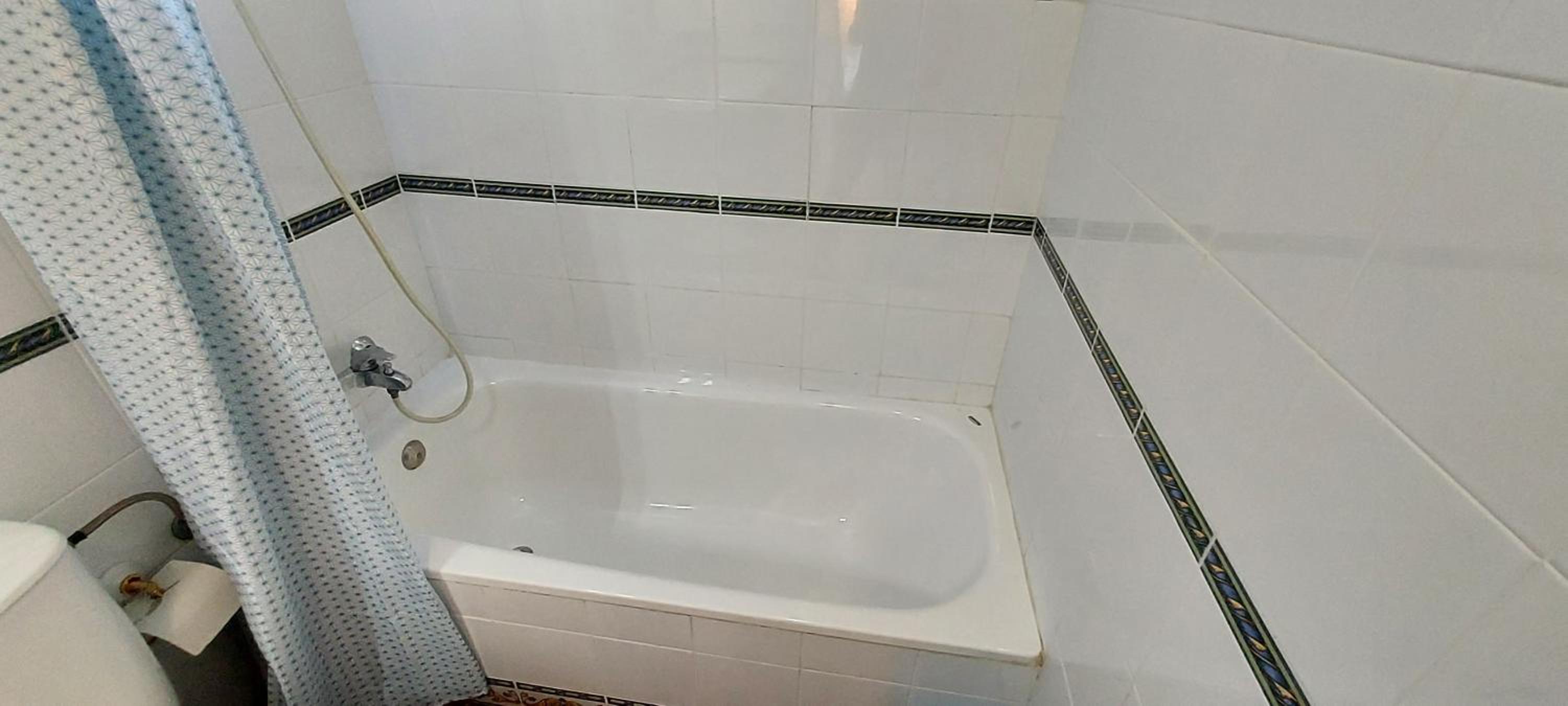 Photo 51
