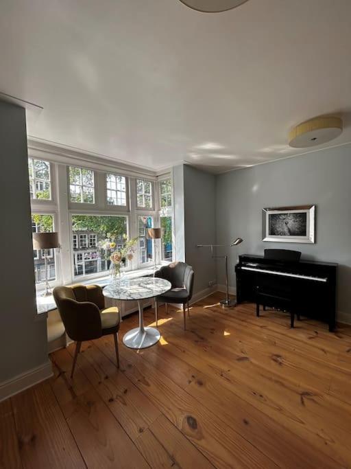 Luxury apartment in the city center