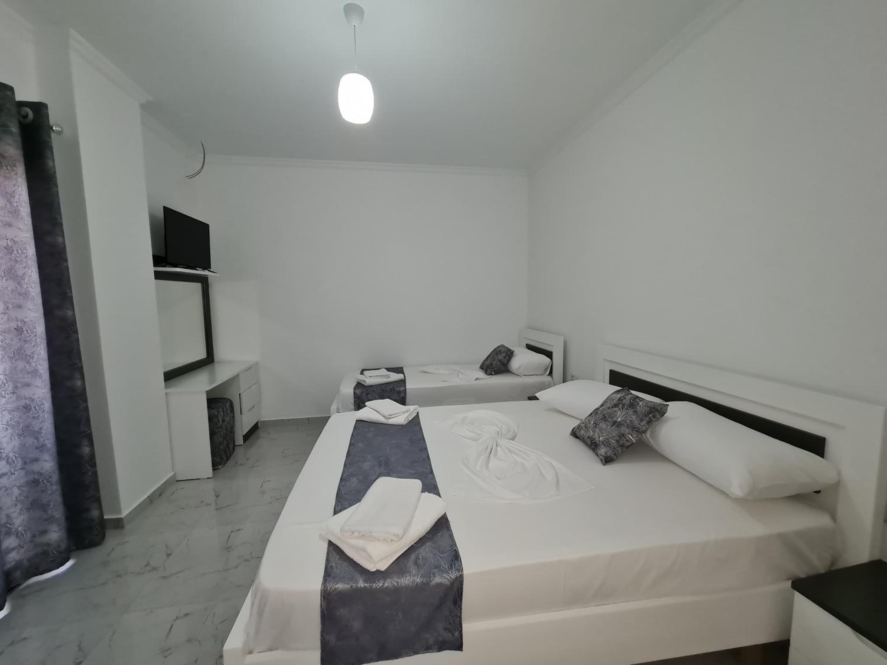 Eos ApartHotel