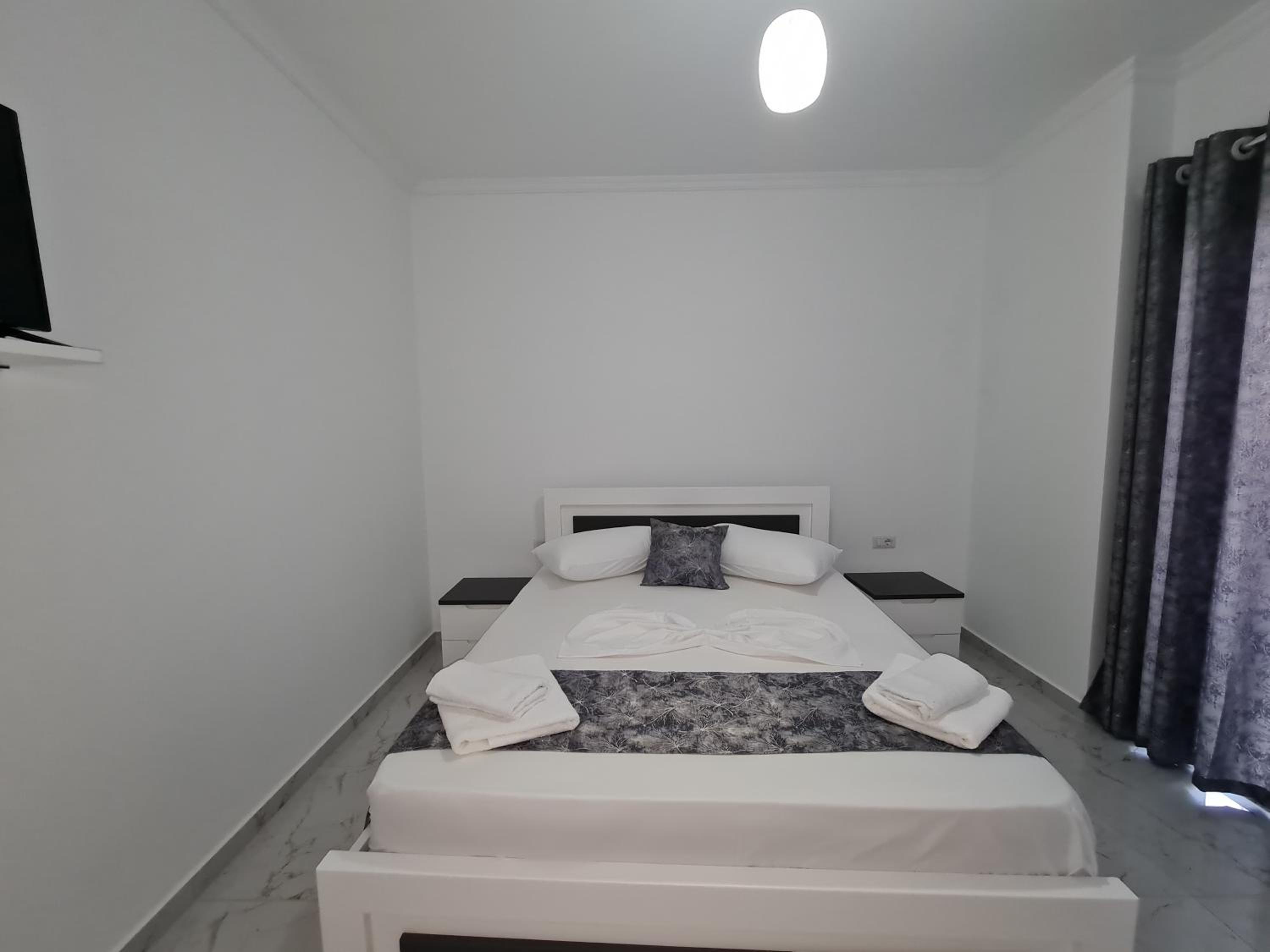 Eos ApartHotel