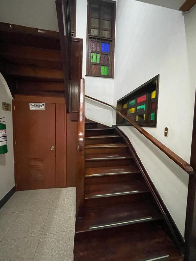 Hostal Internacional - Hostel