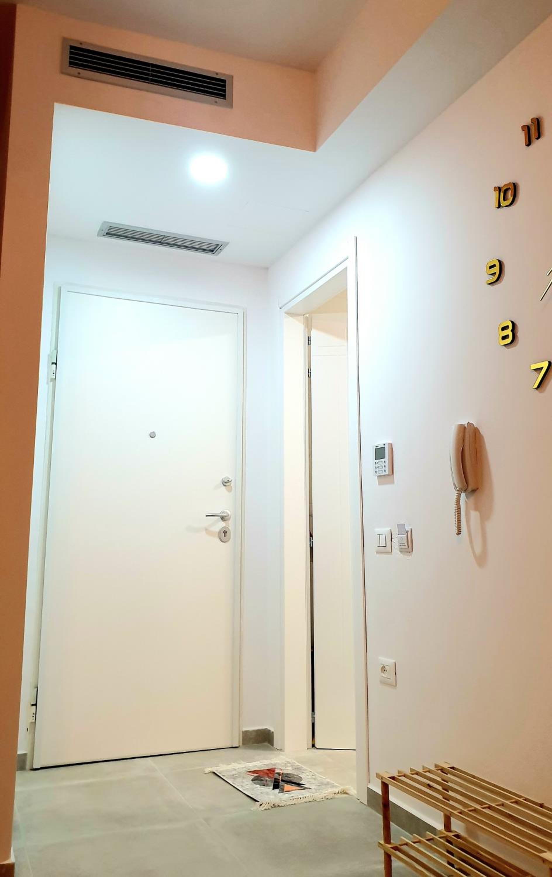 2F Saranda Apartment