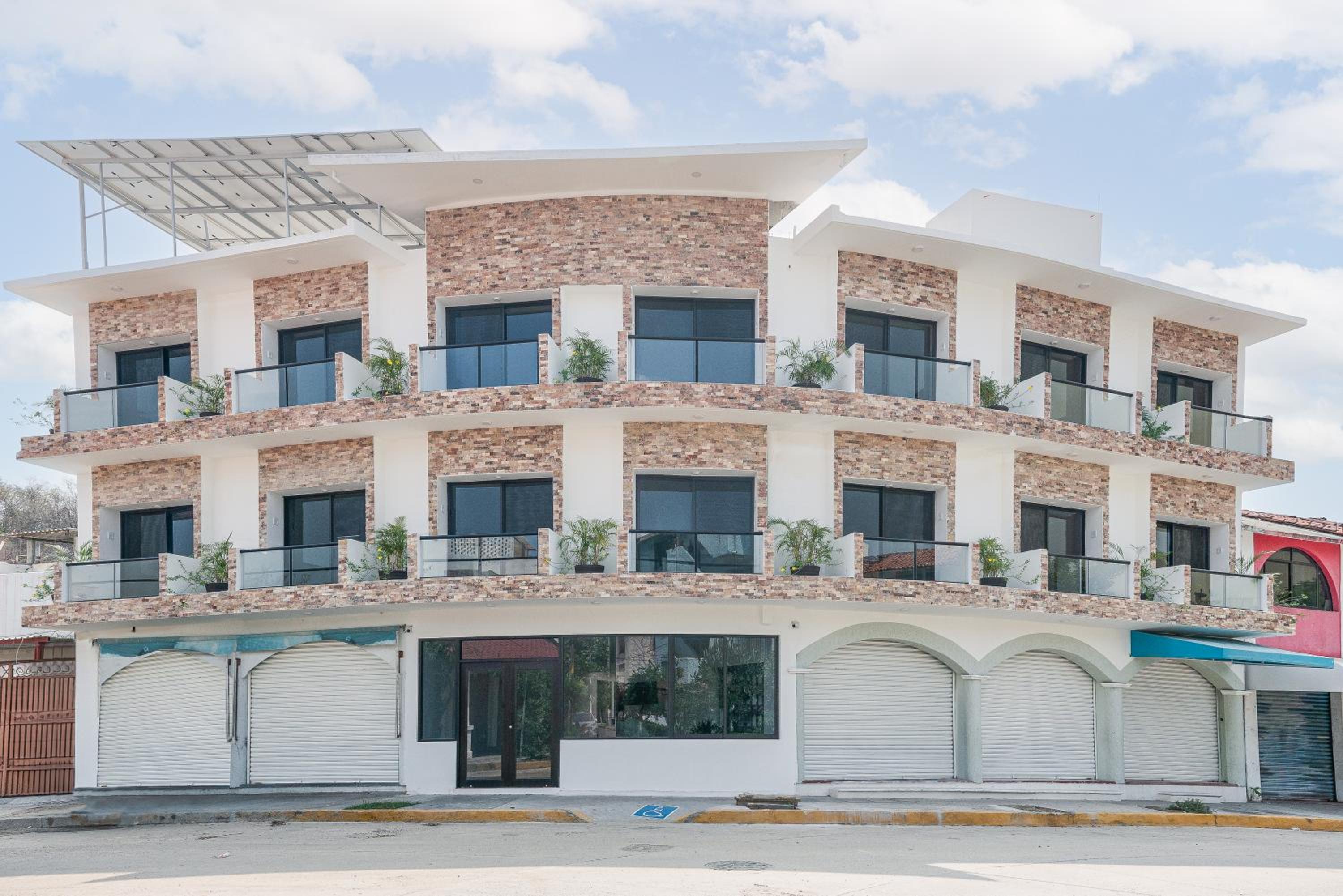 Hotel Casa Xtao Hotel - Image 1