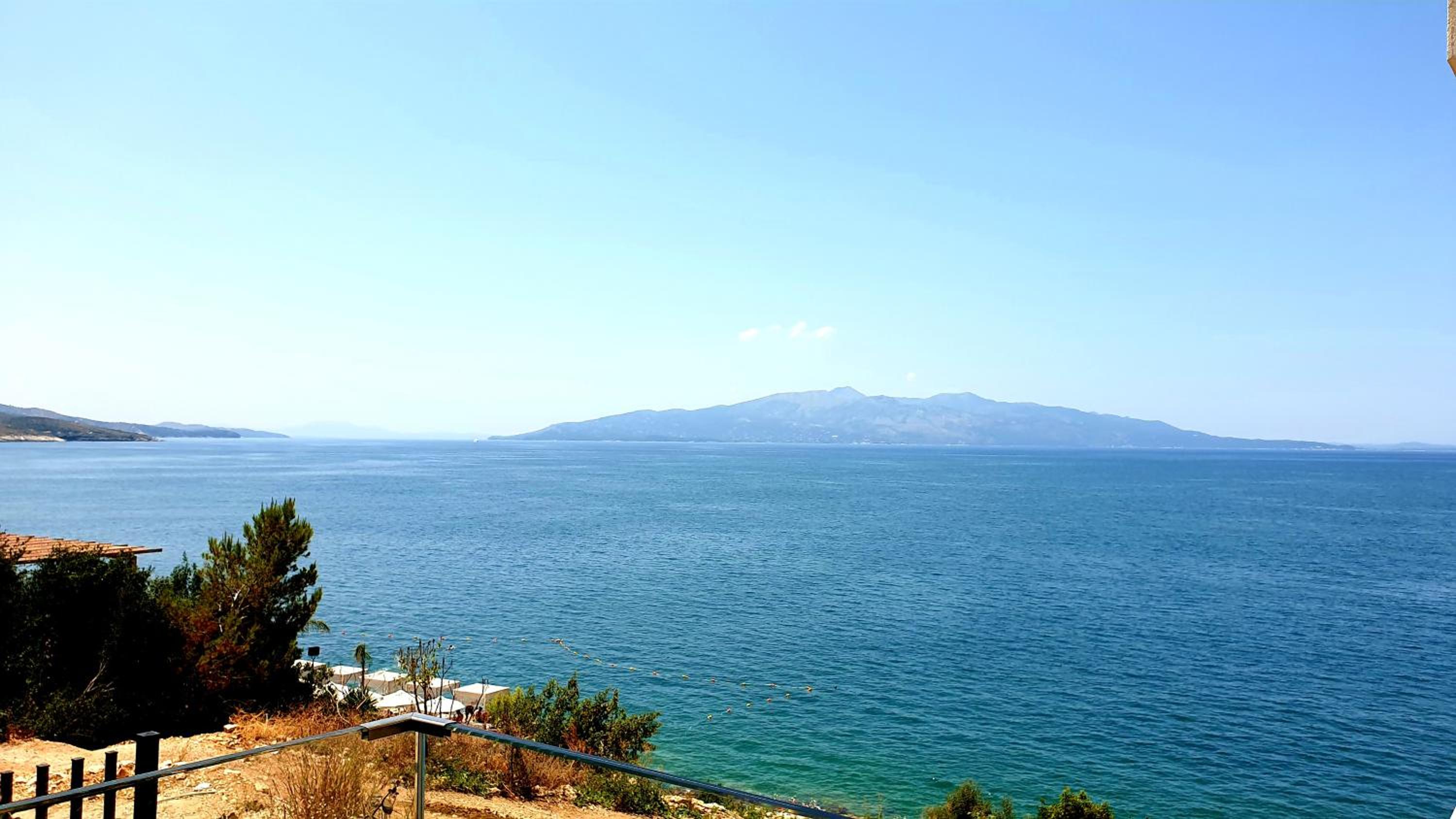 2F Saranda Apartment