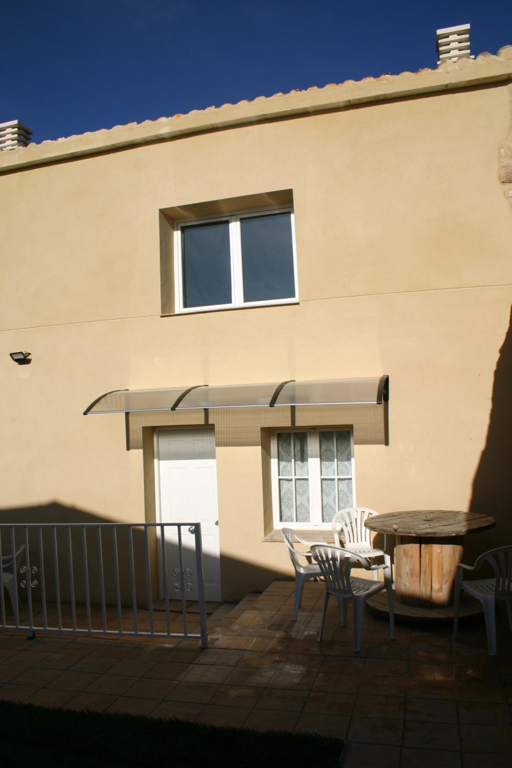 Photo 8