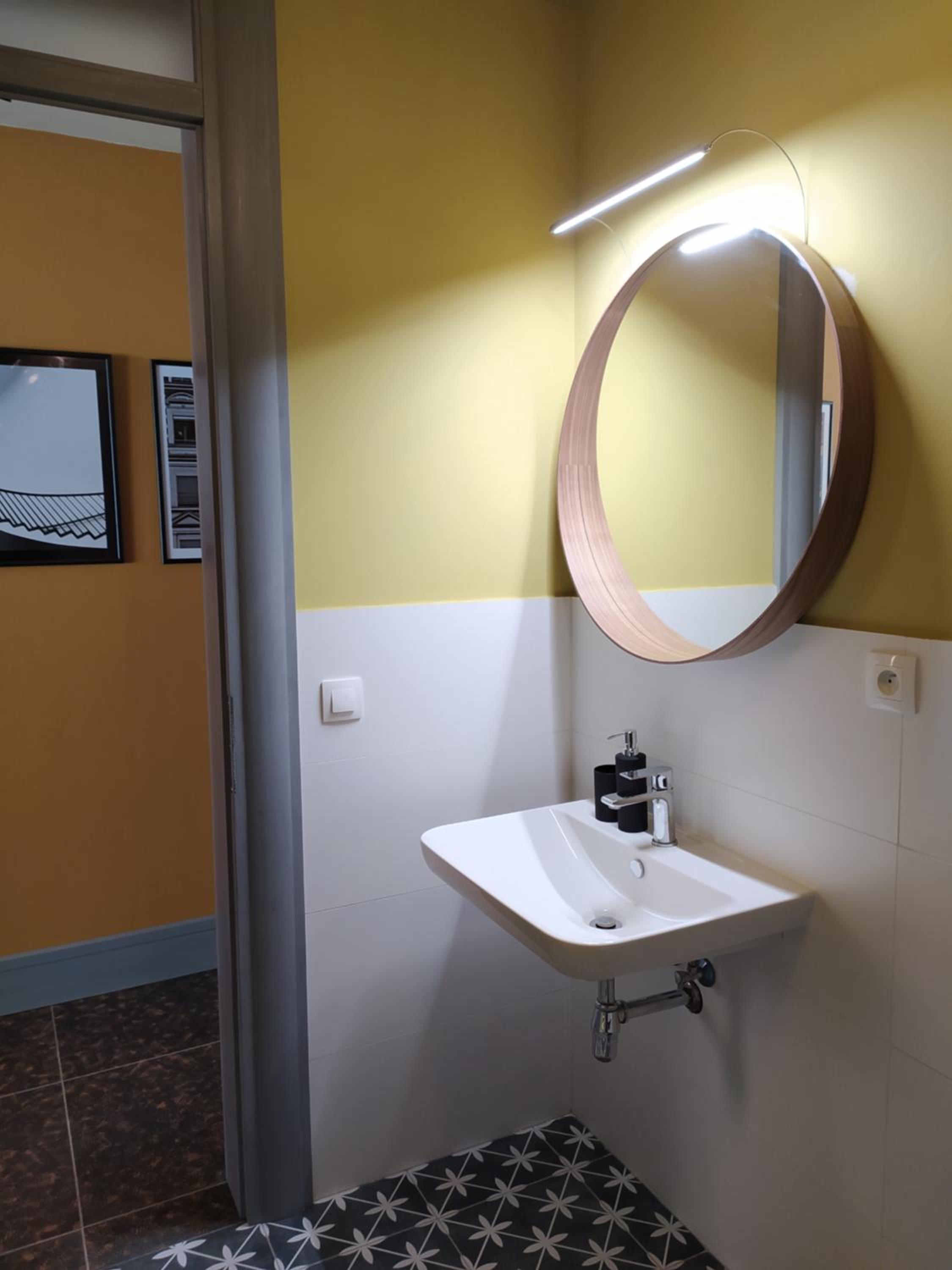 Pod hradbami Křivoklát