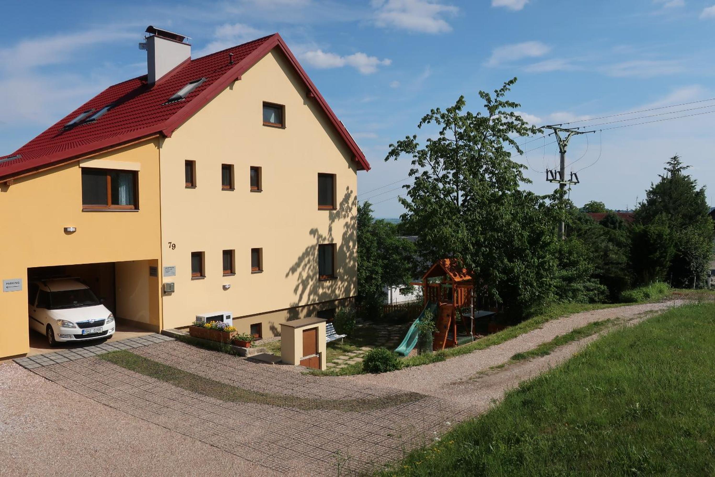 Photo 44