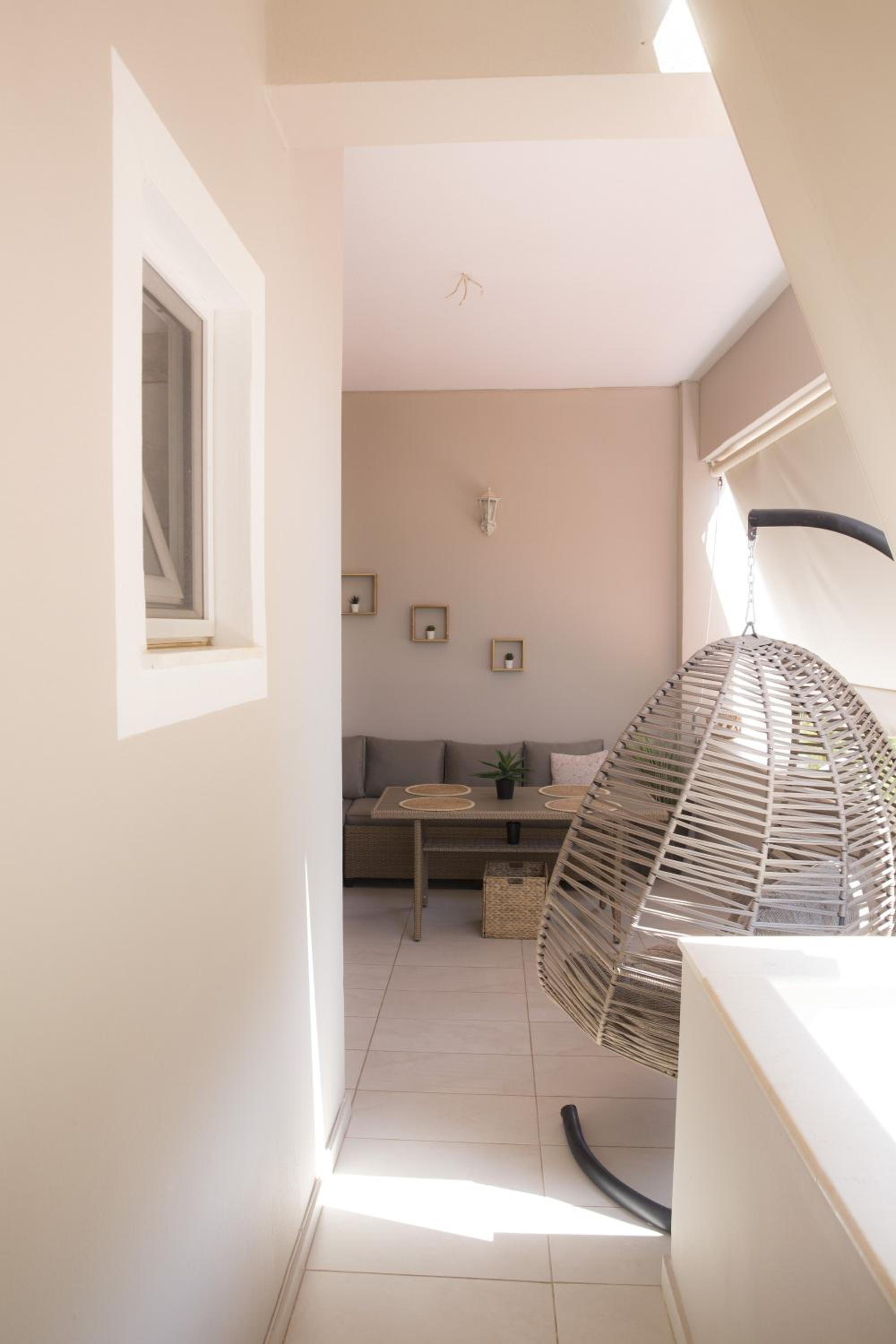 Diogenis Deluxe Apartment