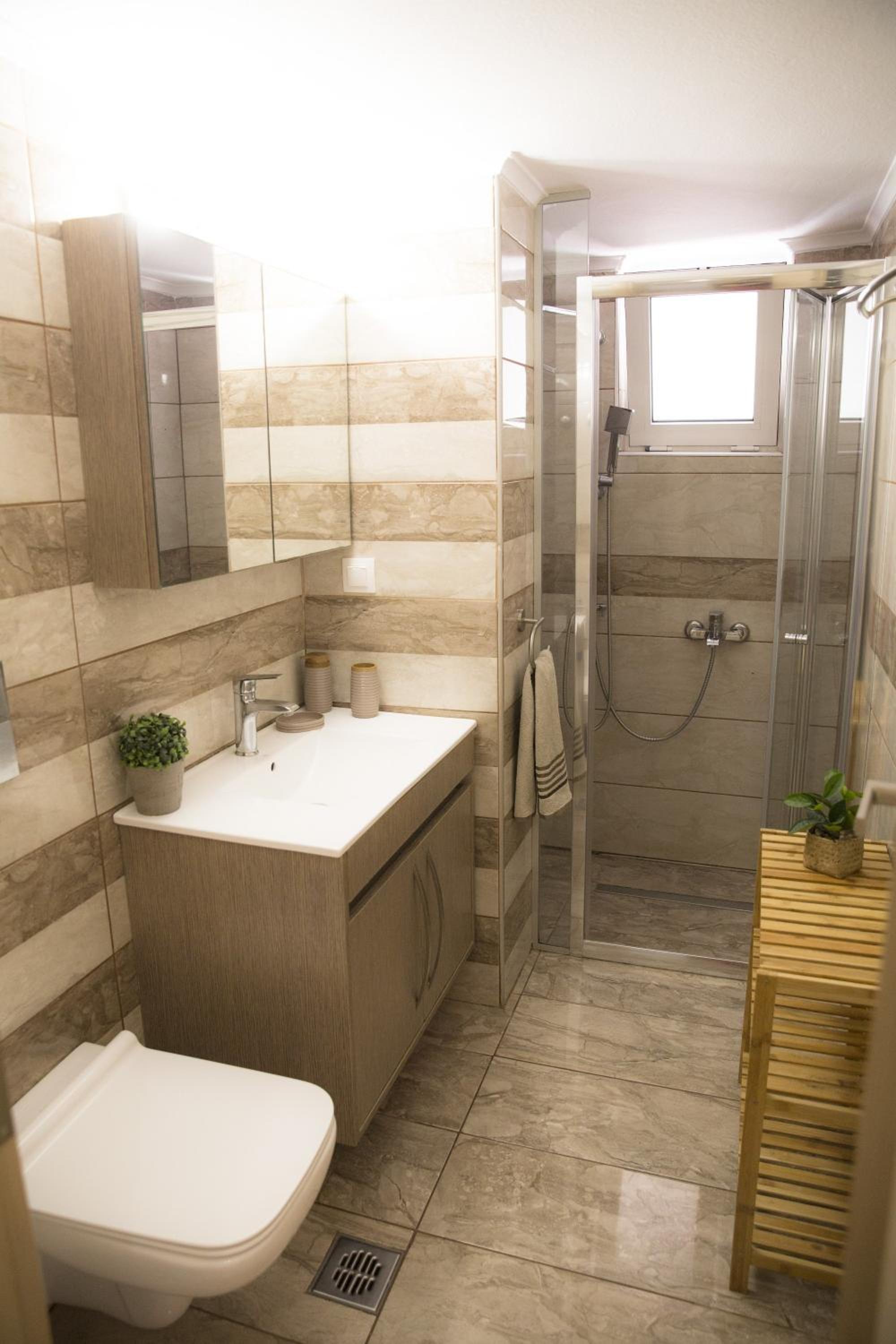 Diogenis Deluxe Apartment