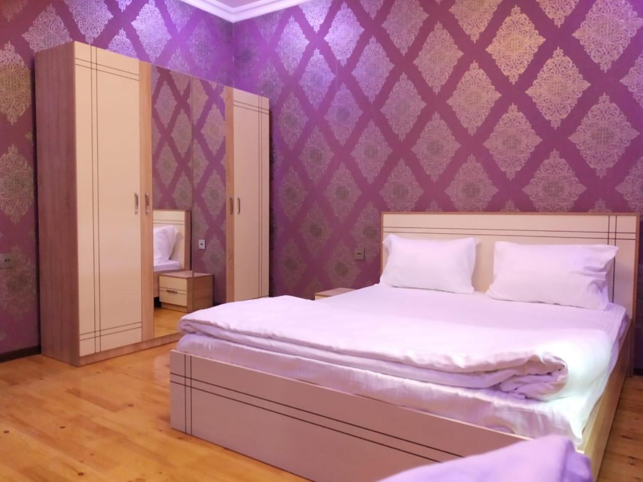 Elnur small villa