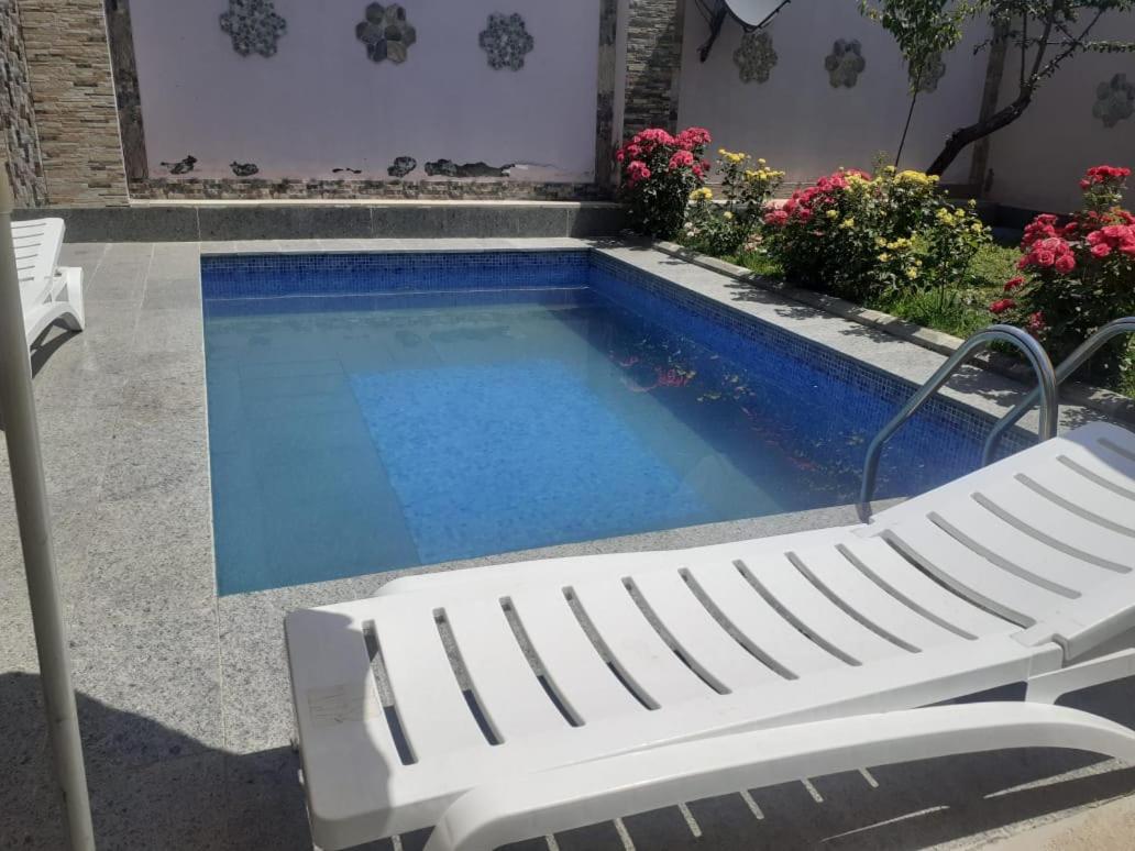 Elnur small villa