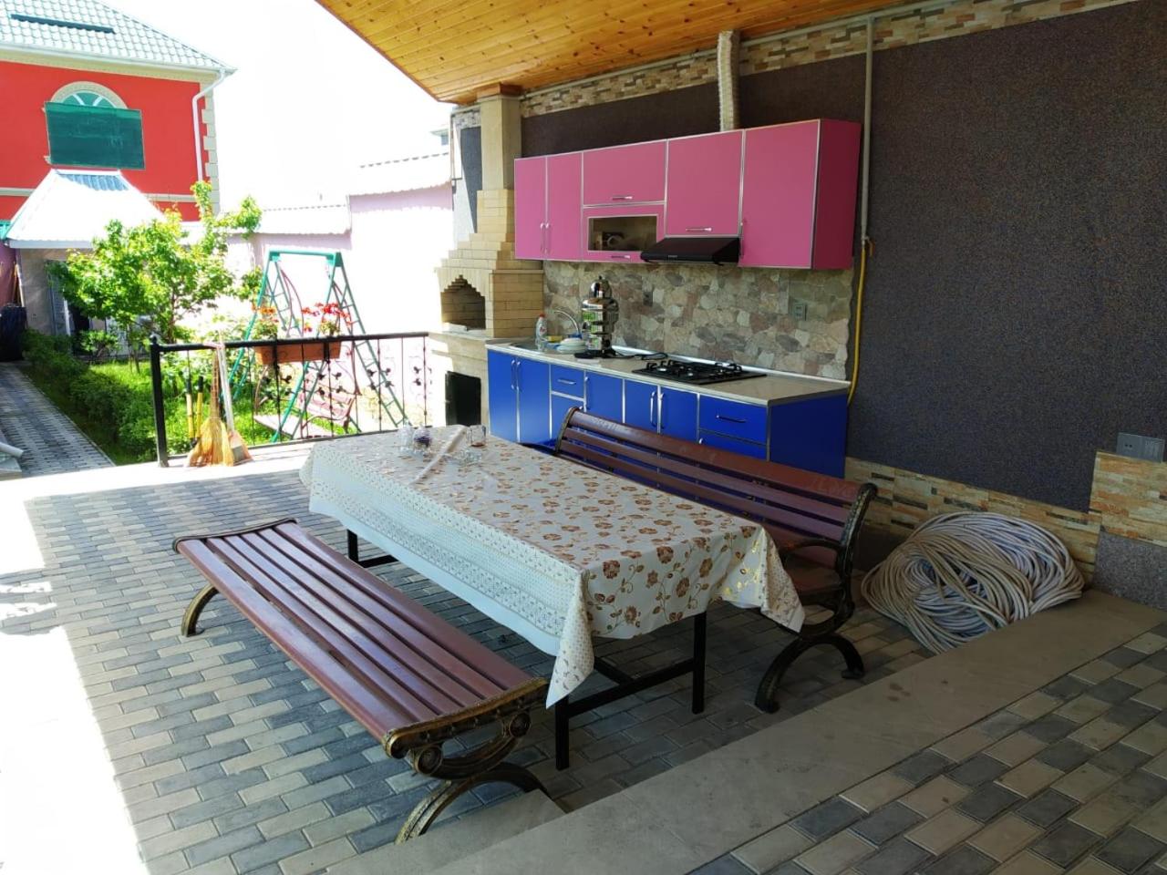 Elnur small villa